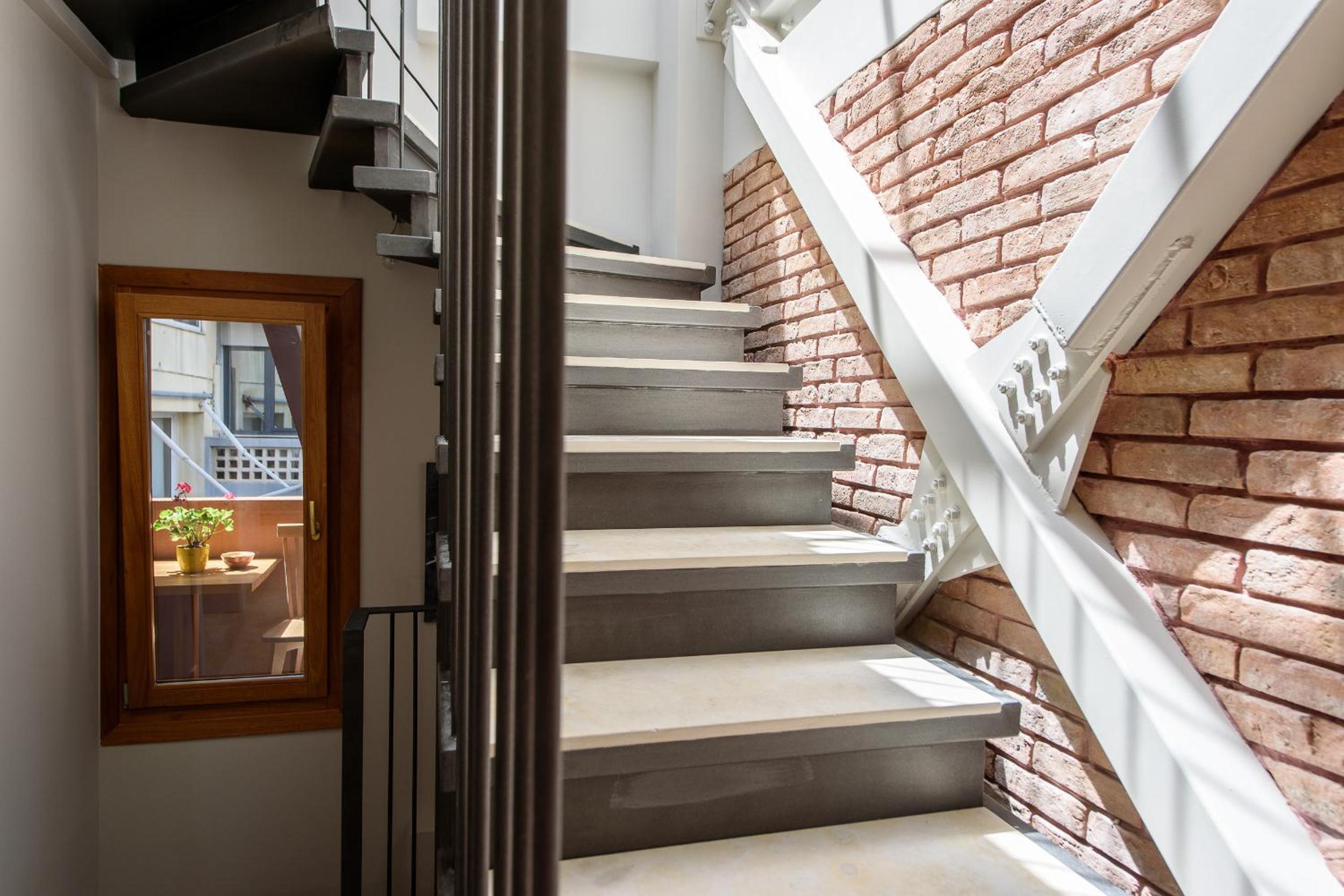 Candia Suites & Rooms