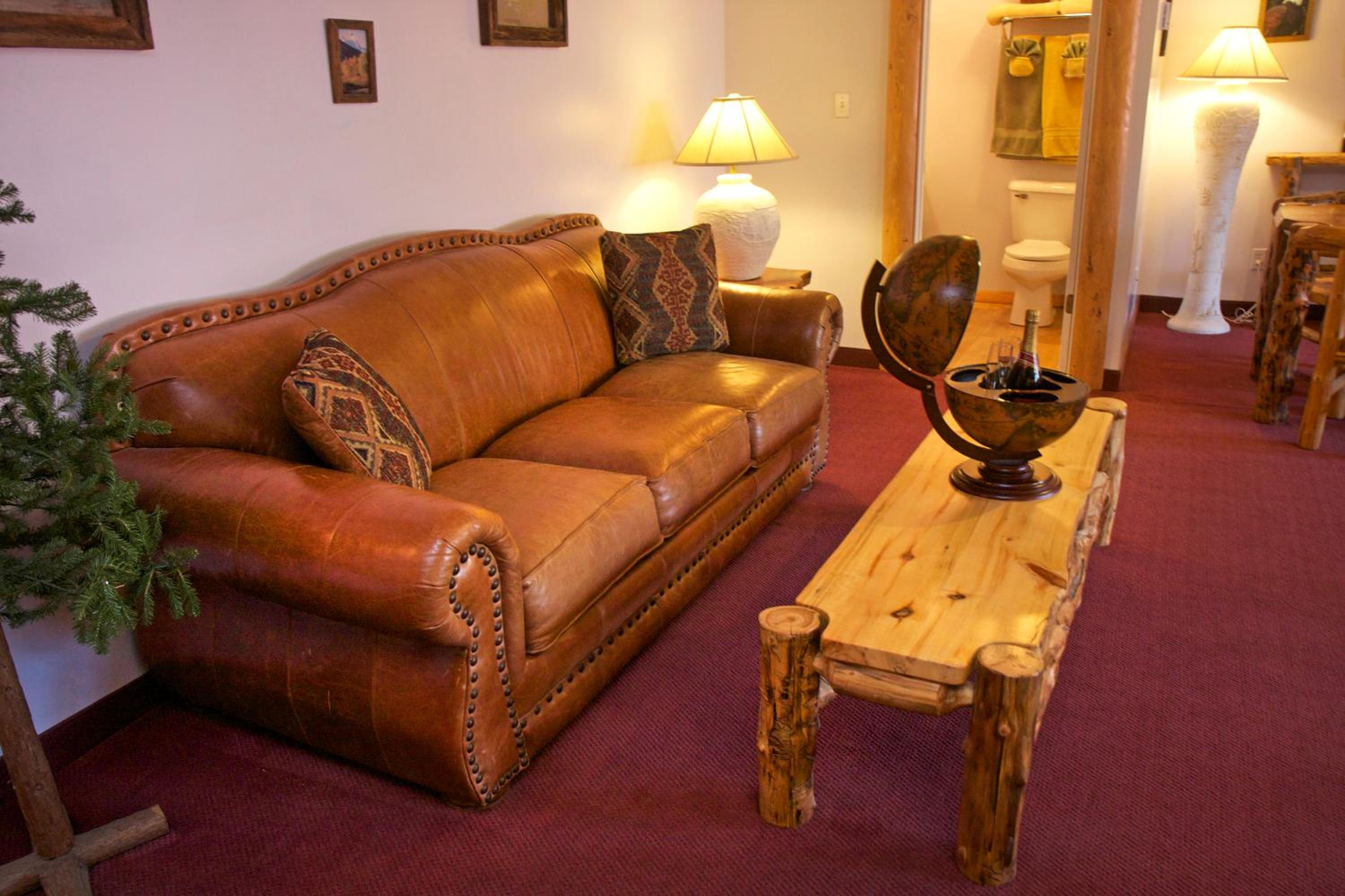 Gateway Inn and Suites
