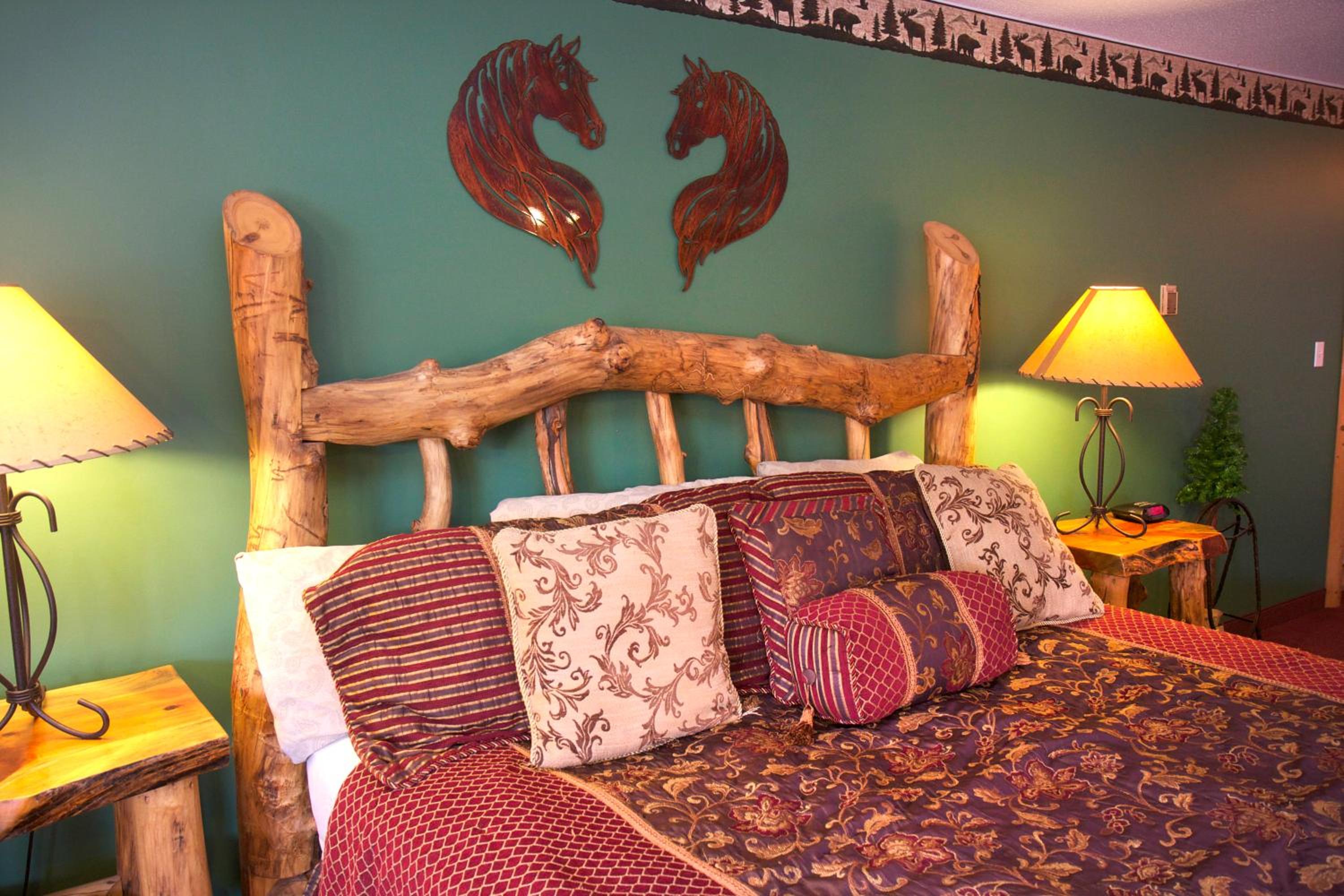 Gateway Inn and Suites