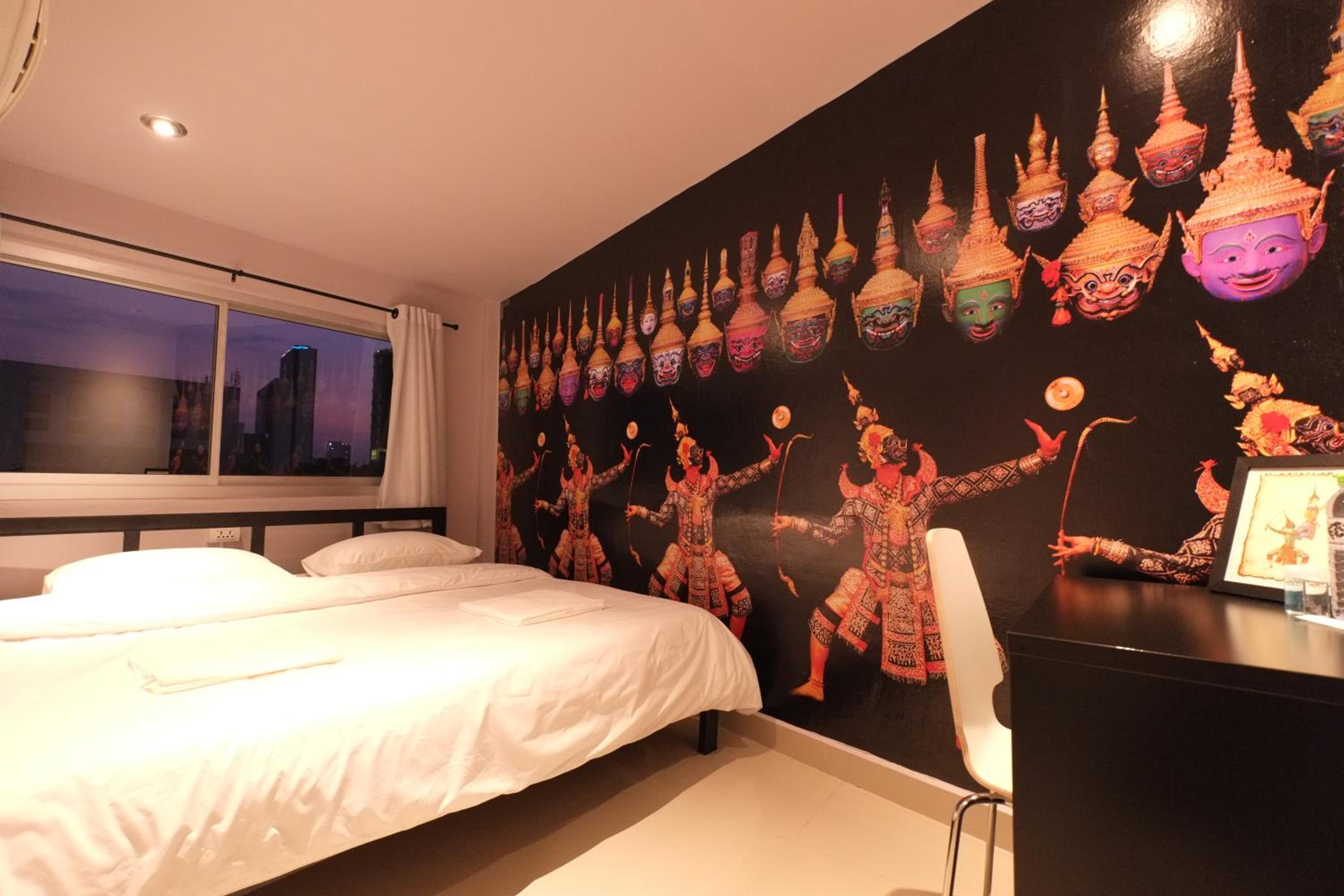 Everyday Bangkok Hostel