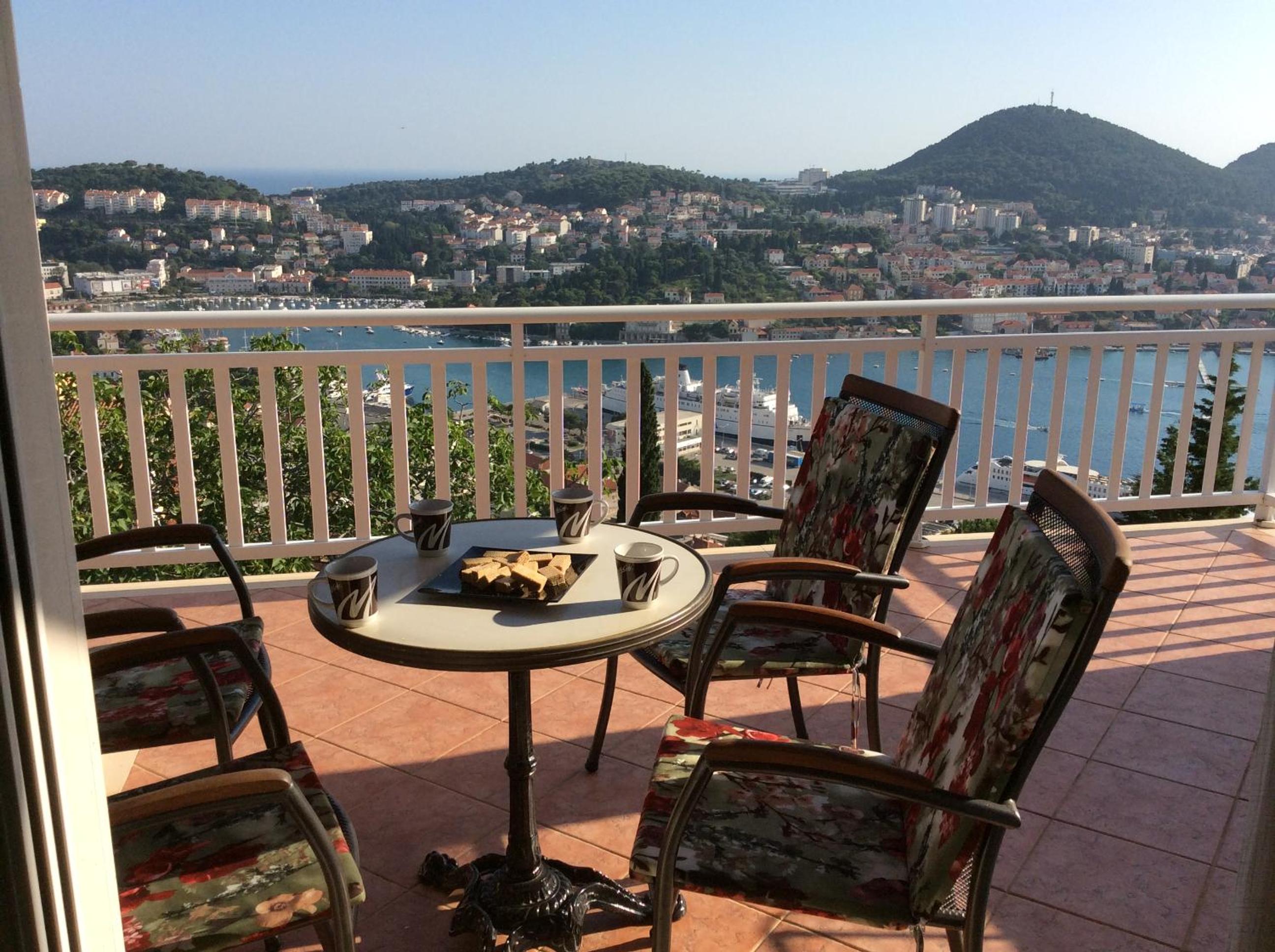 Apartment and Rooms Villa Marijo