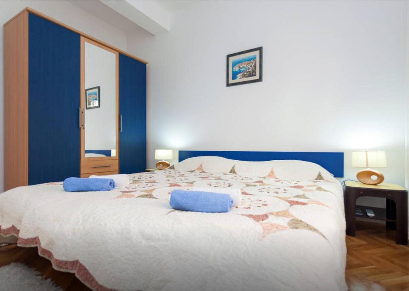 Apartment and Rooms Villa Marijo