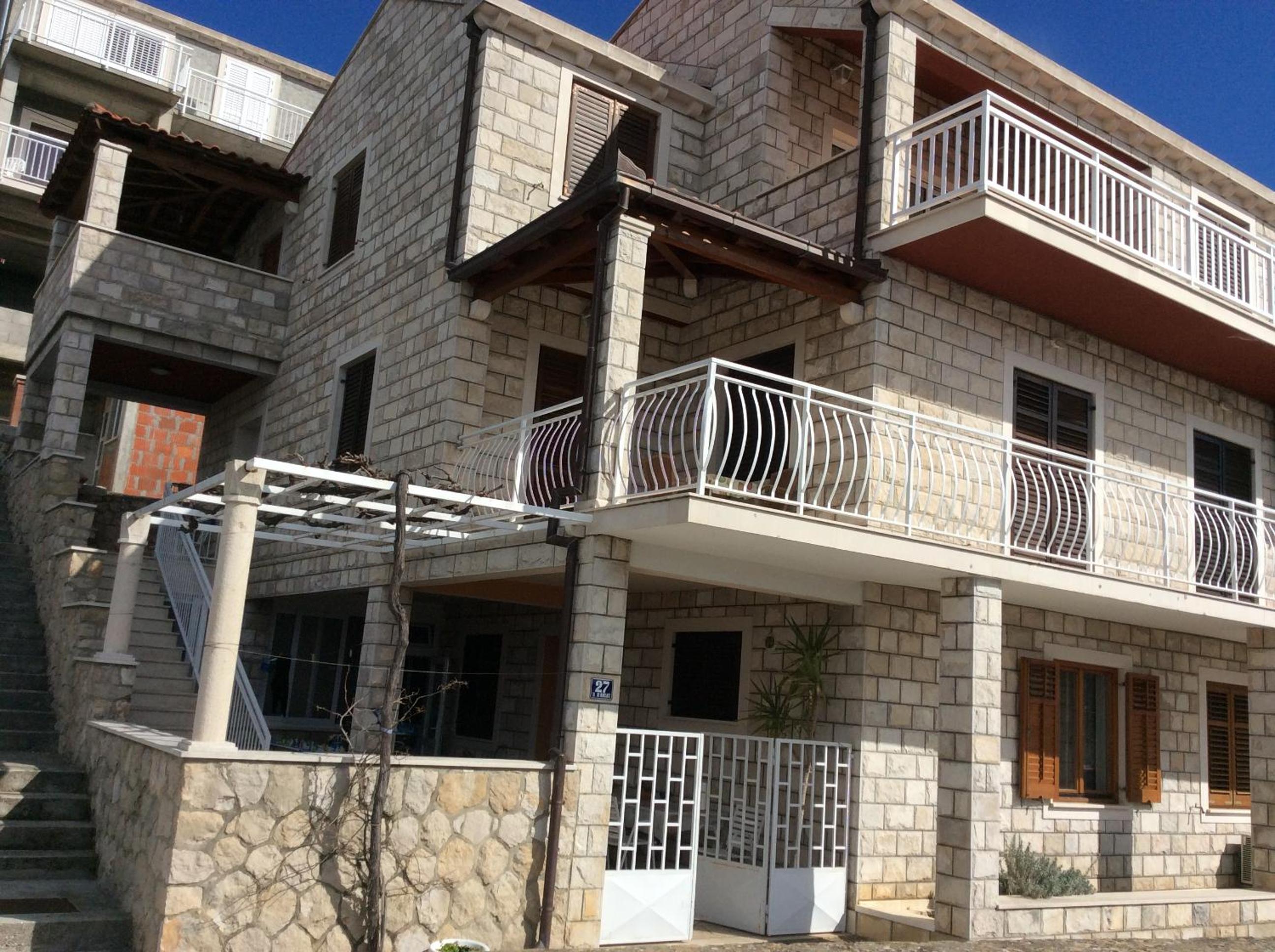 Apartment and Rooms Villa Marijo