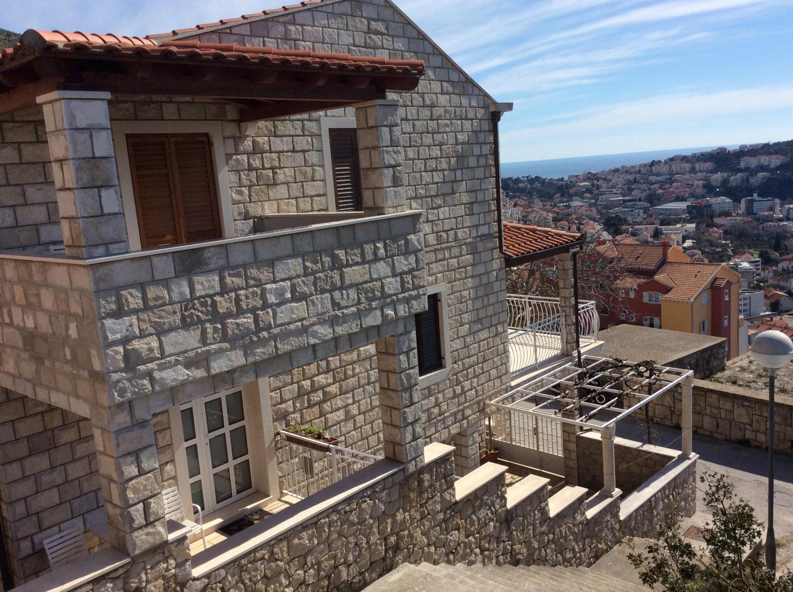 Apartment and Rooms Villa Marijo