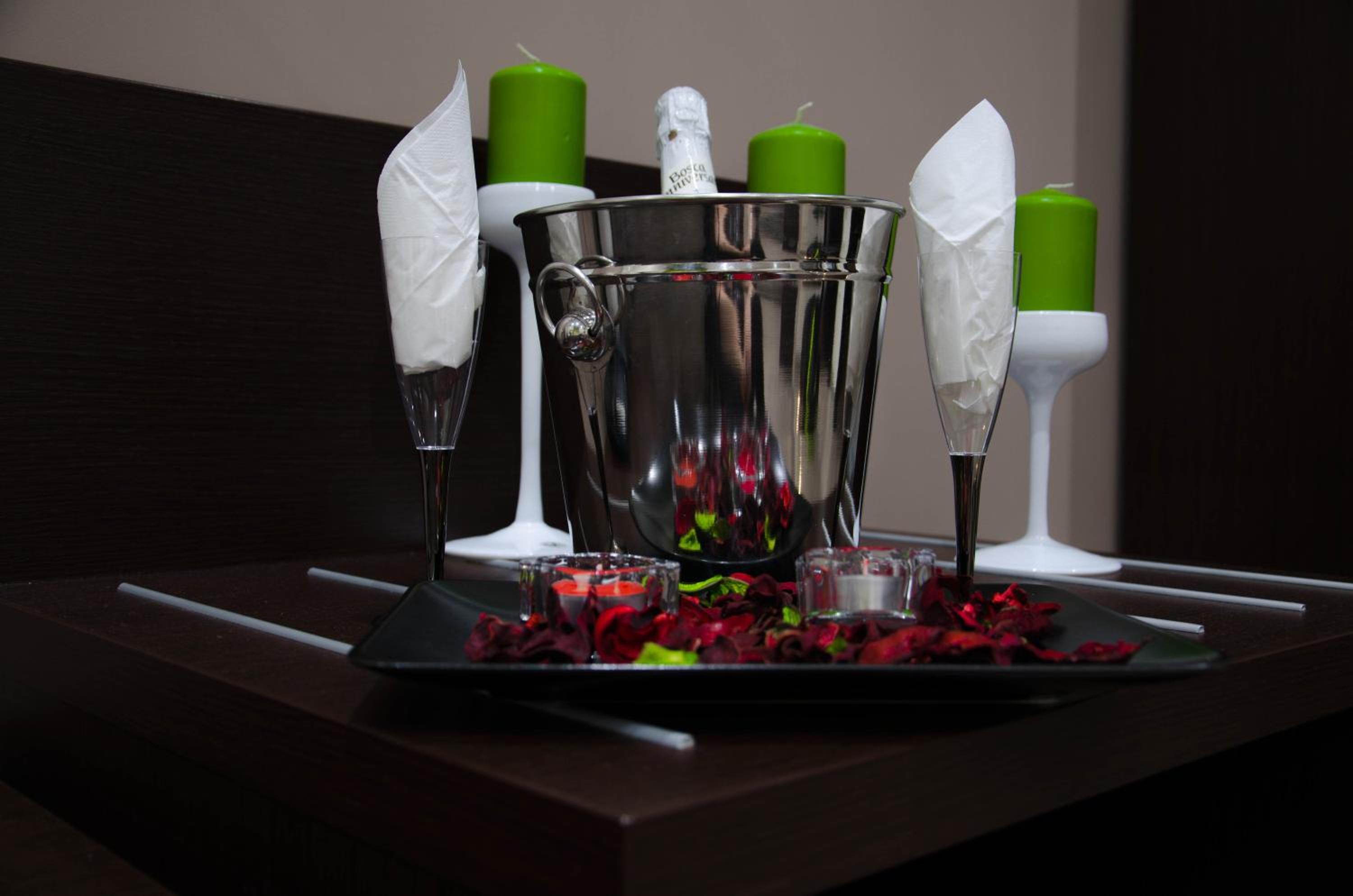 Mia Suites