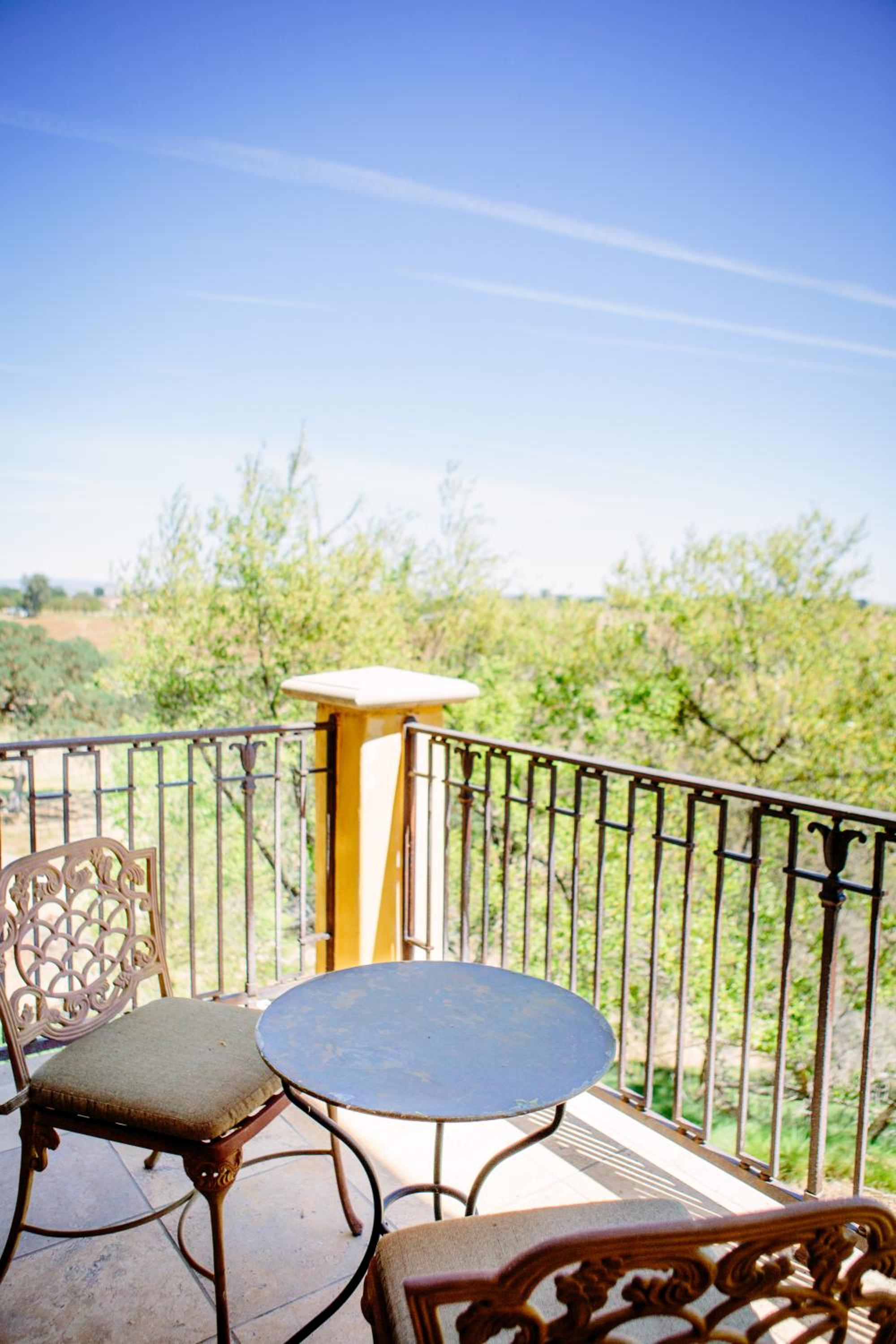 CaliPaso Winery & Villa