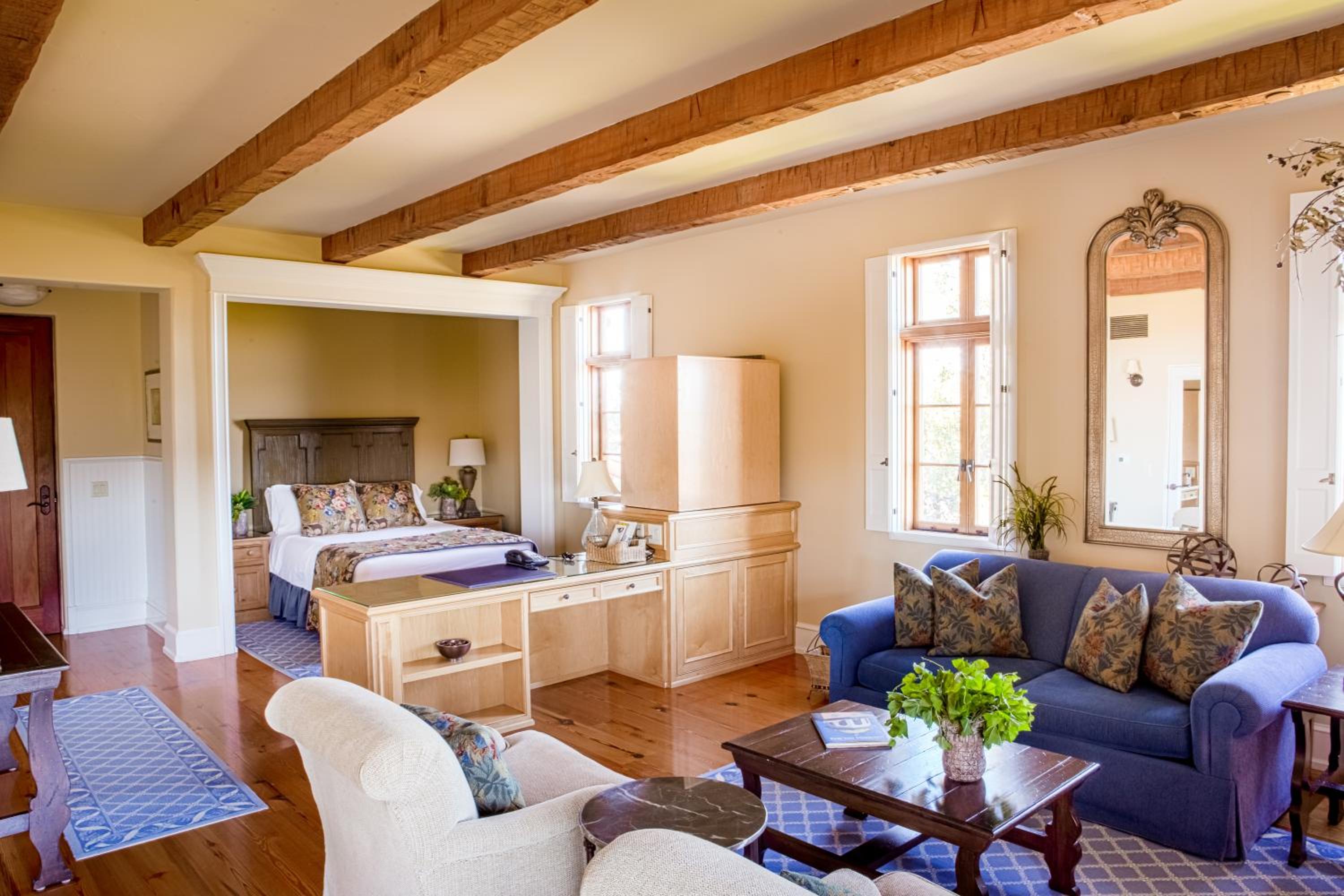CaliPaso Winery & Villa