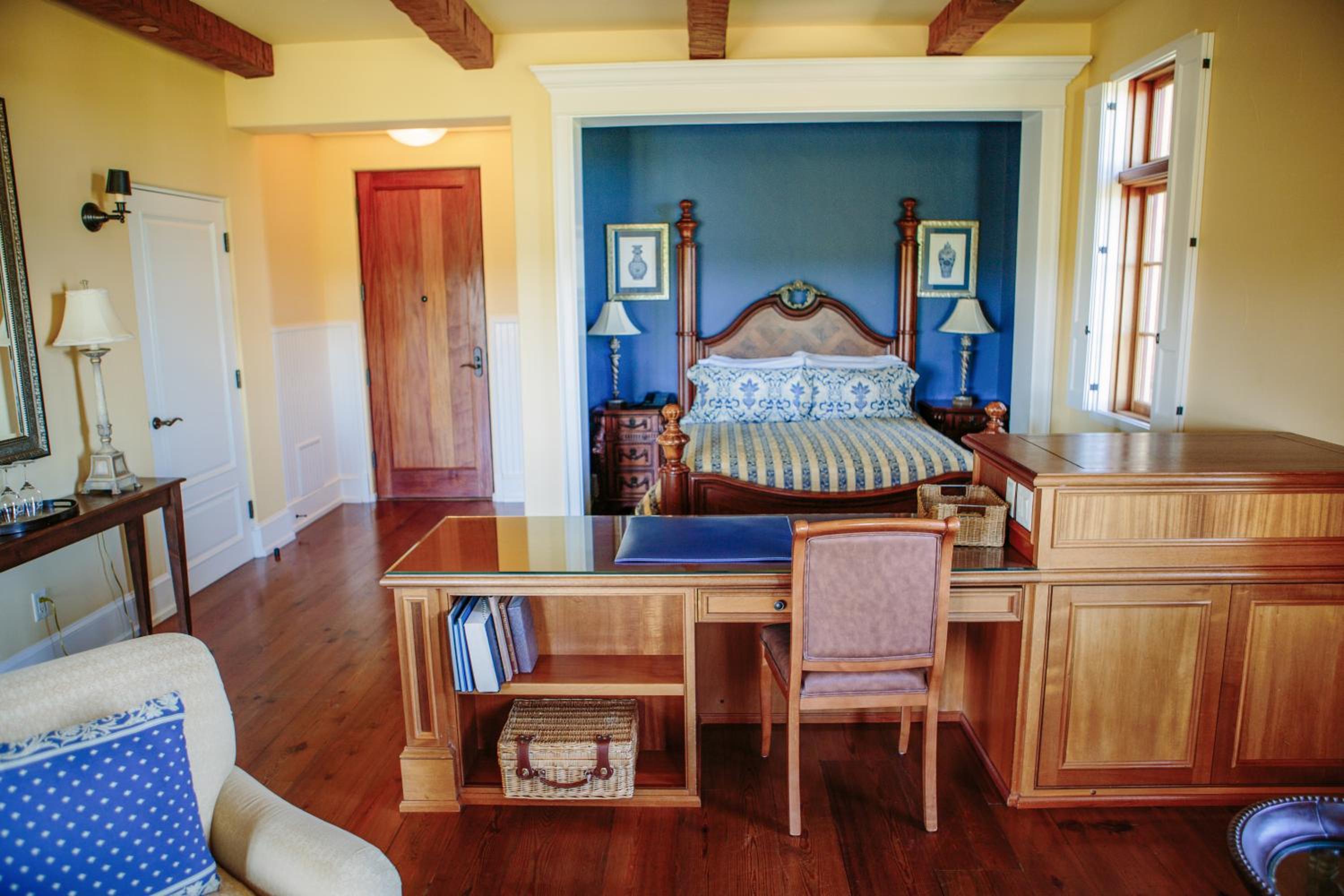 CaliPaso Winery & Villa