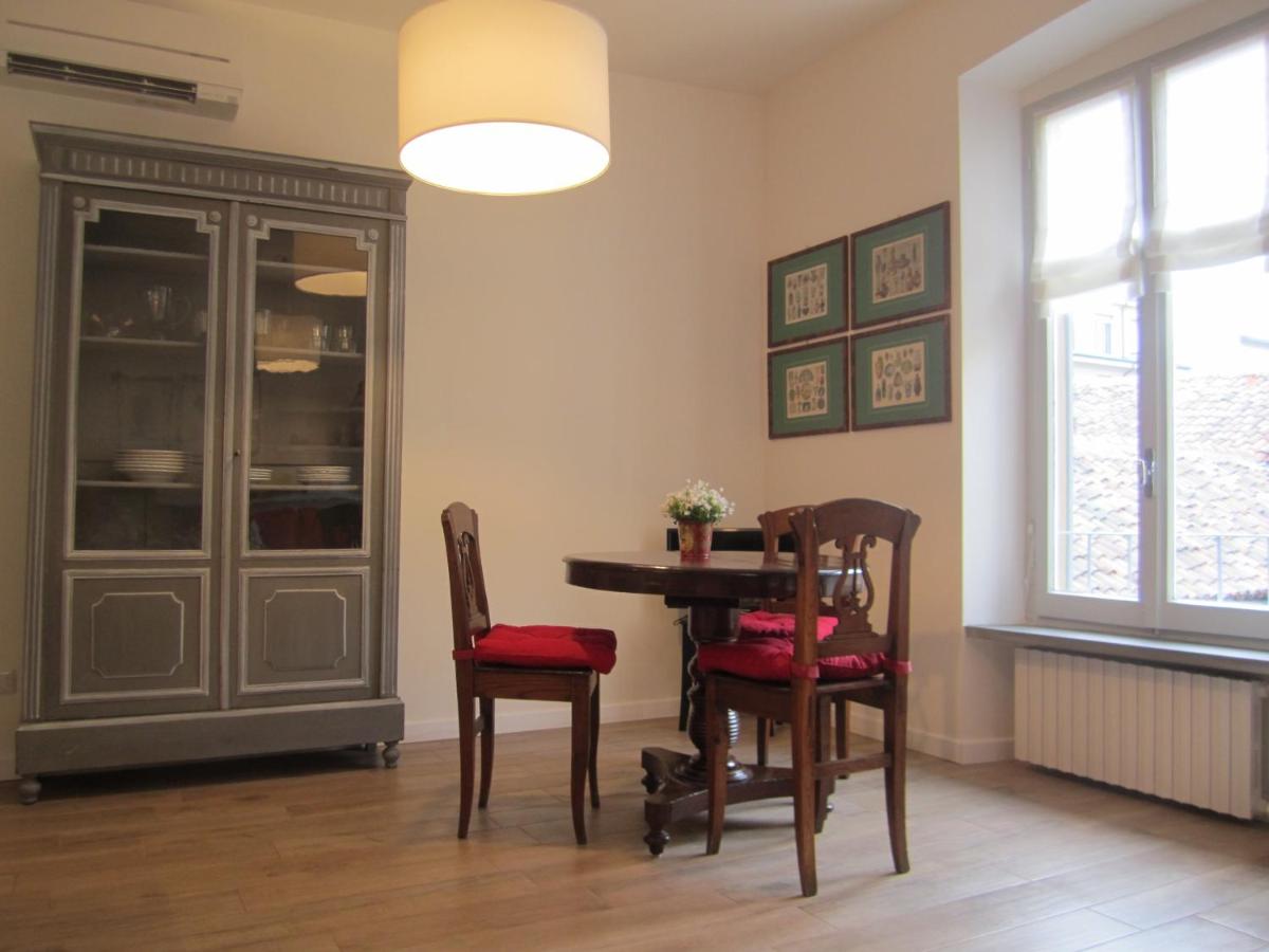 Charming and elegant apartment historic center of Milan