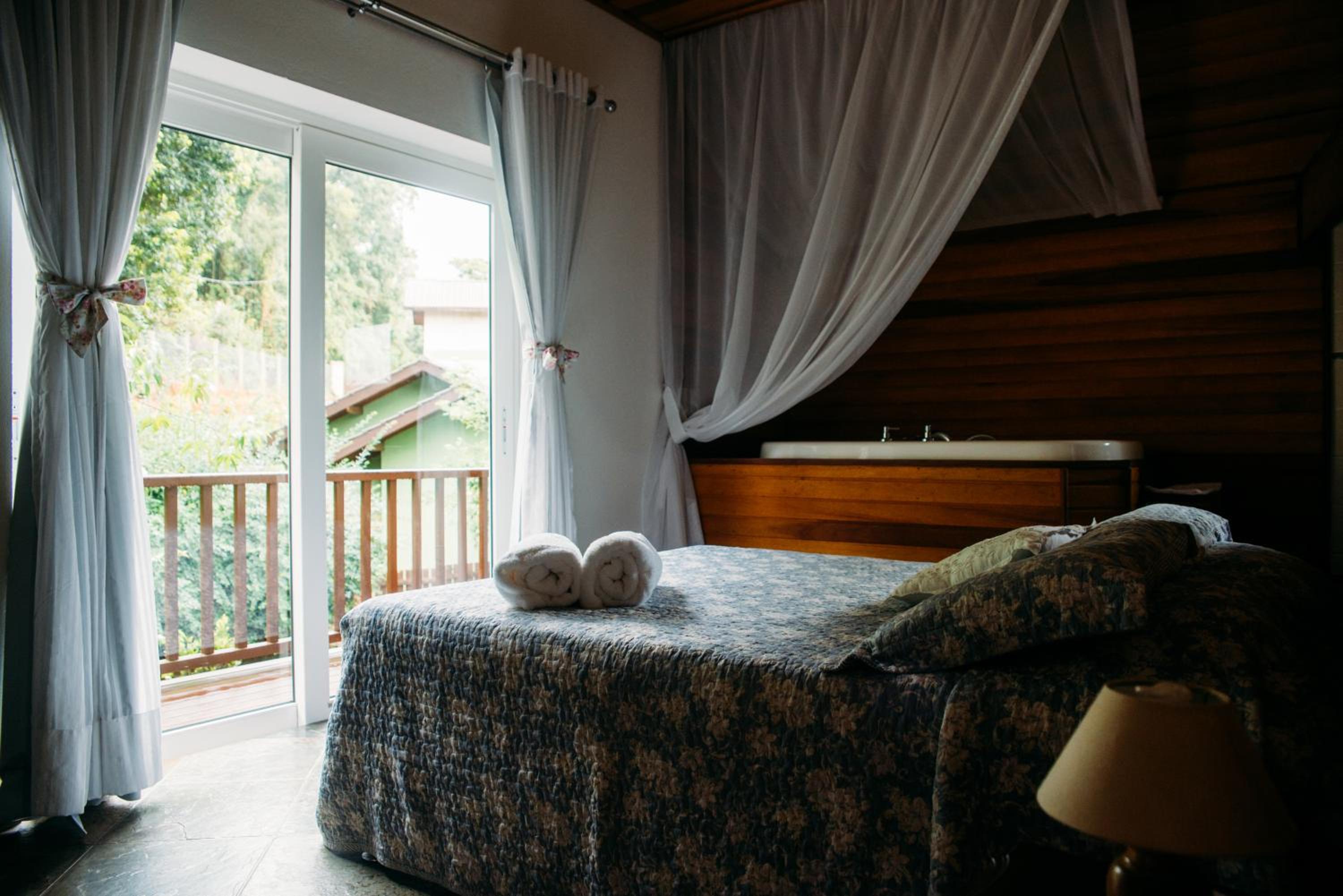 La Réserve Suites