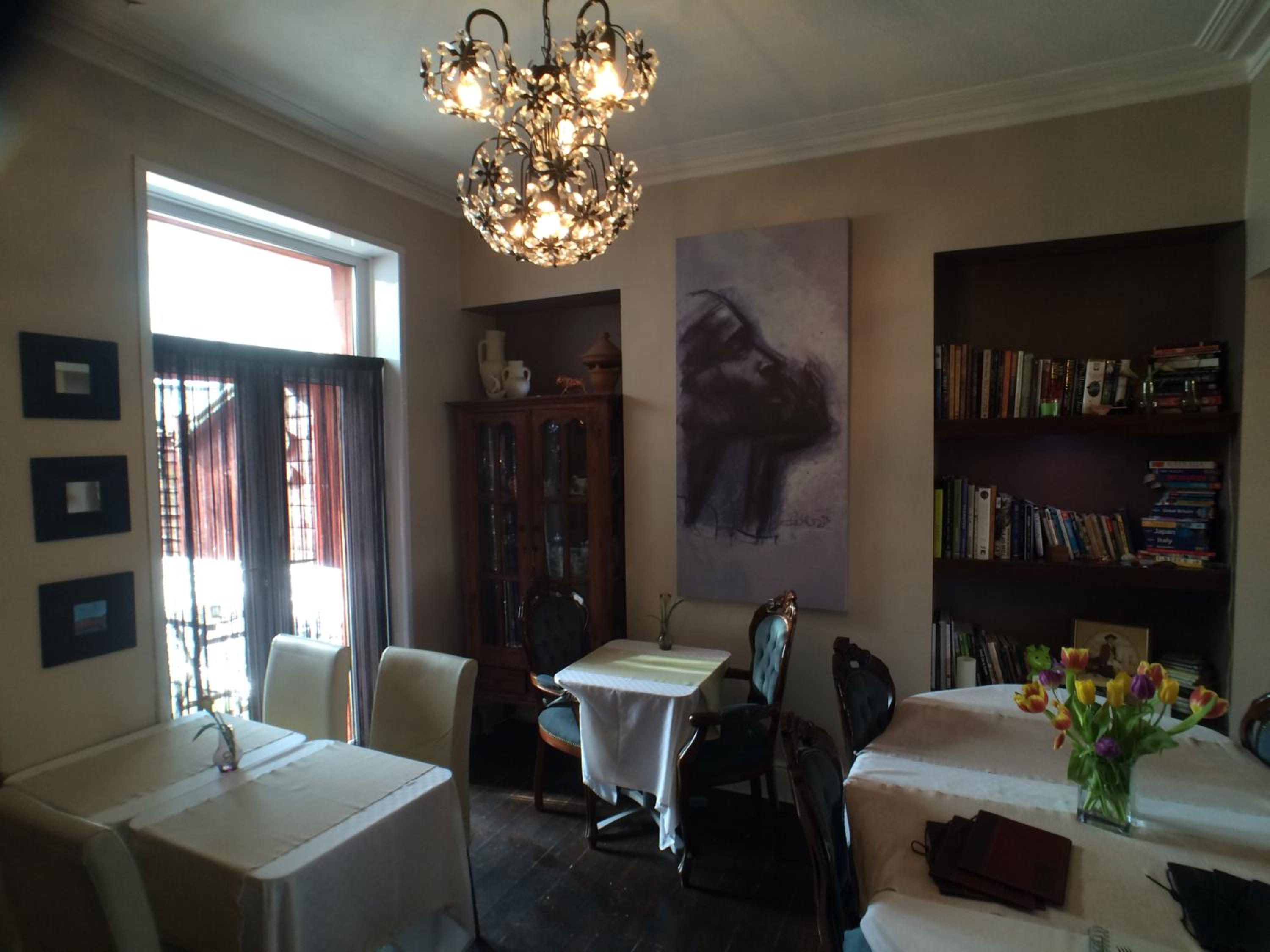 Ty Rosa Rooms