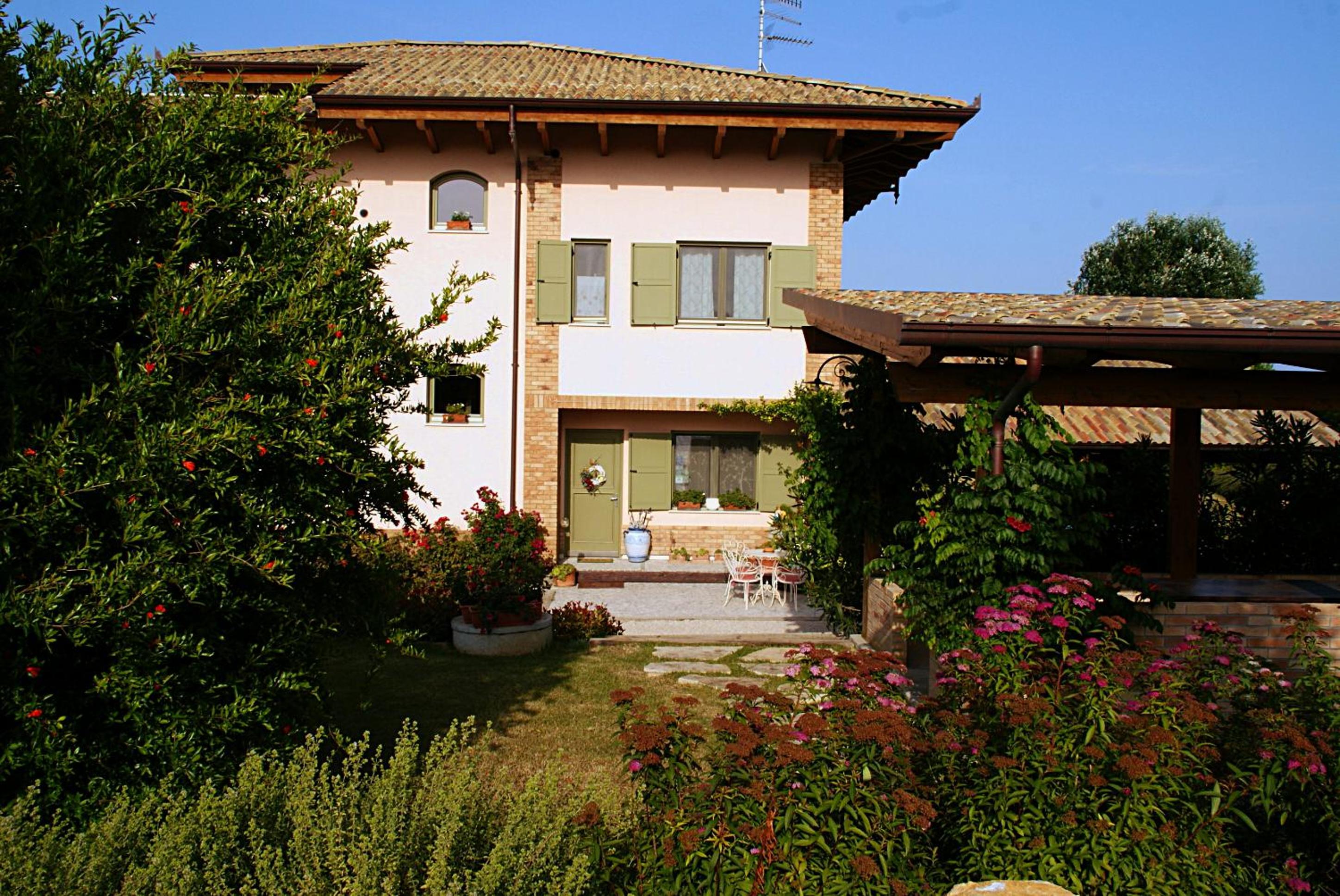 L'Orso e L'Ape B&B view 2