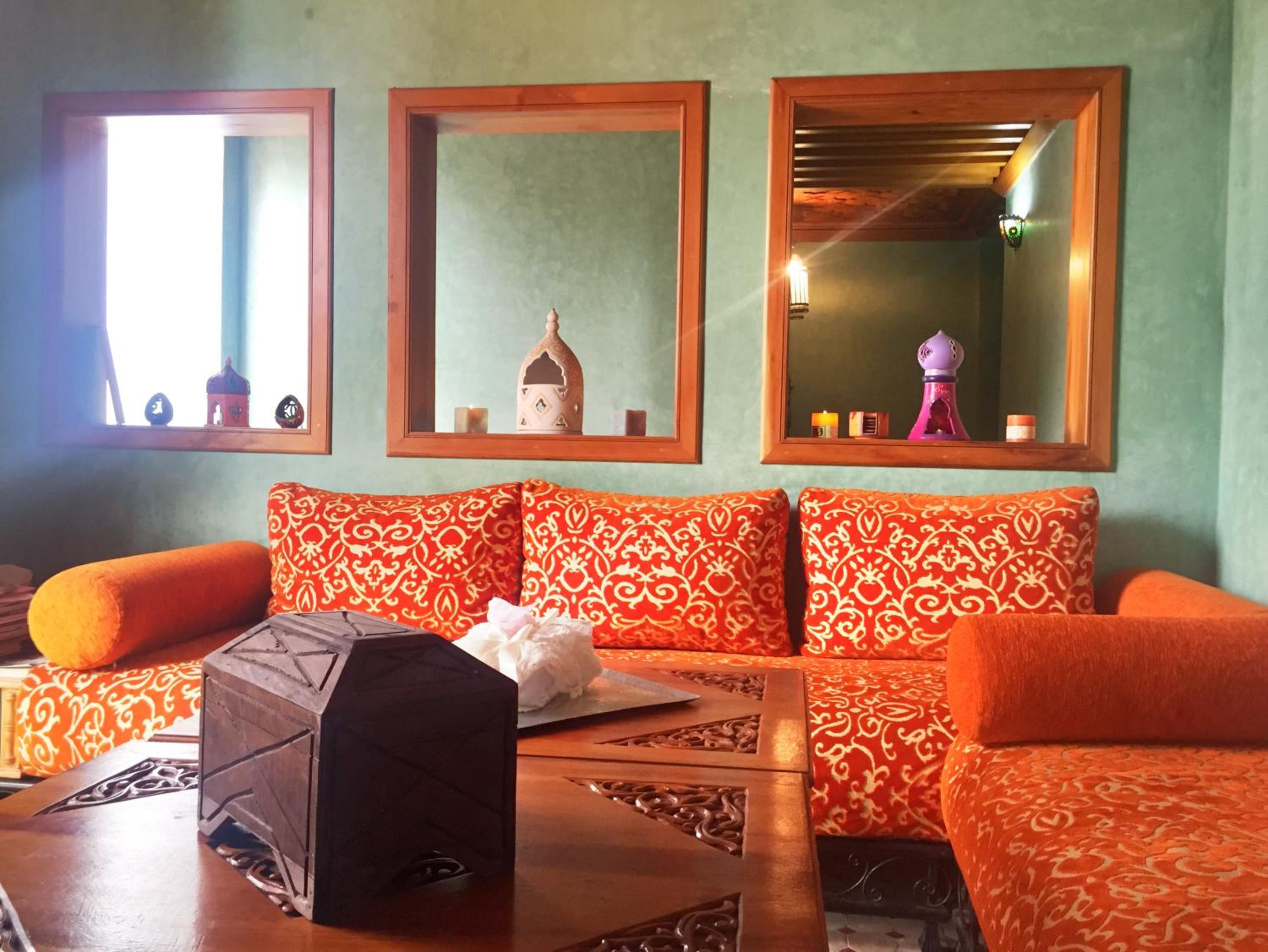 lounge