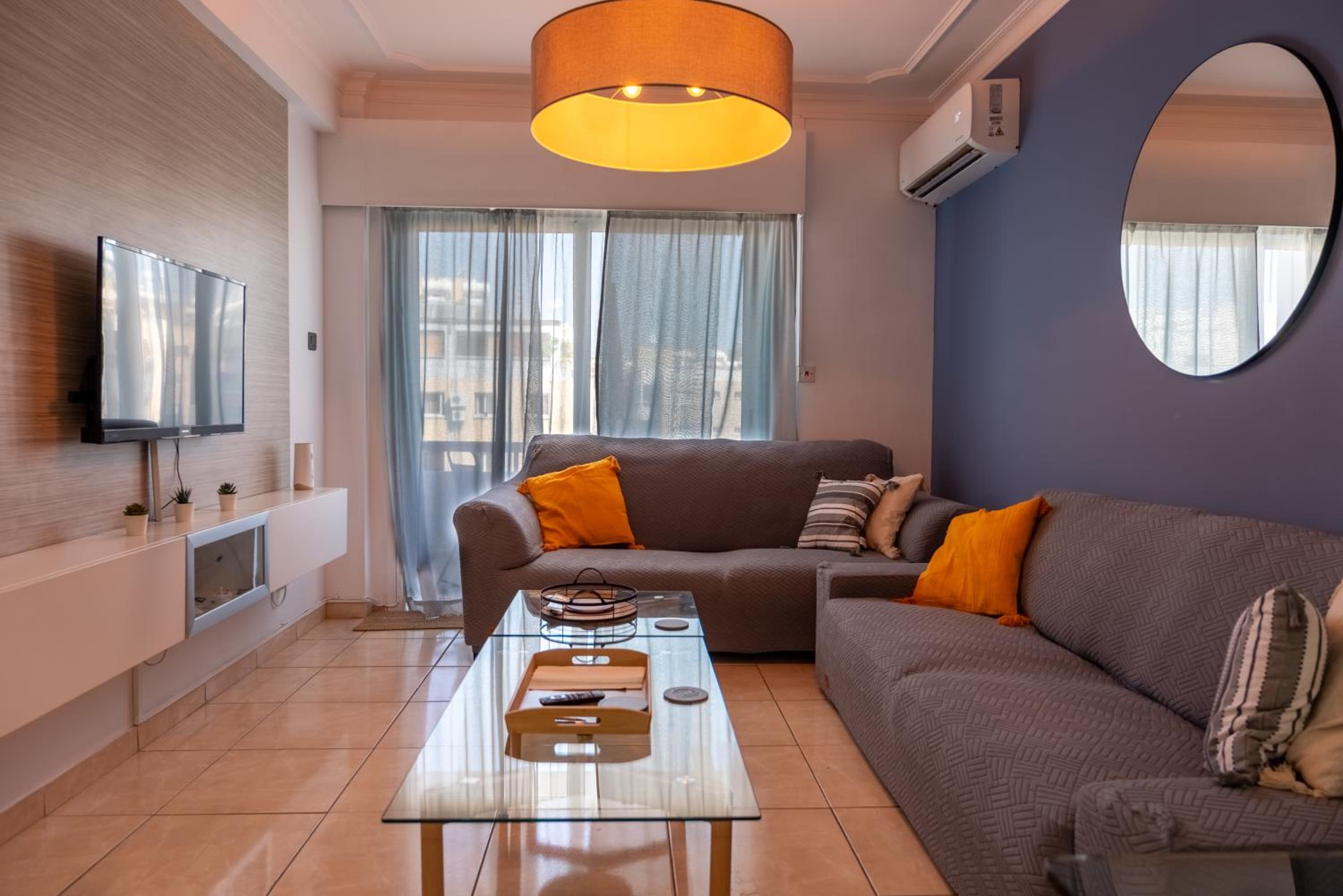 Casa Sol - Spacious 3BR Steps from the Beach