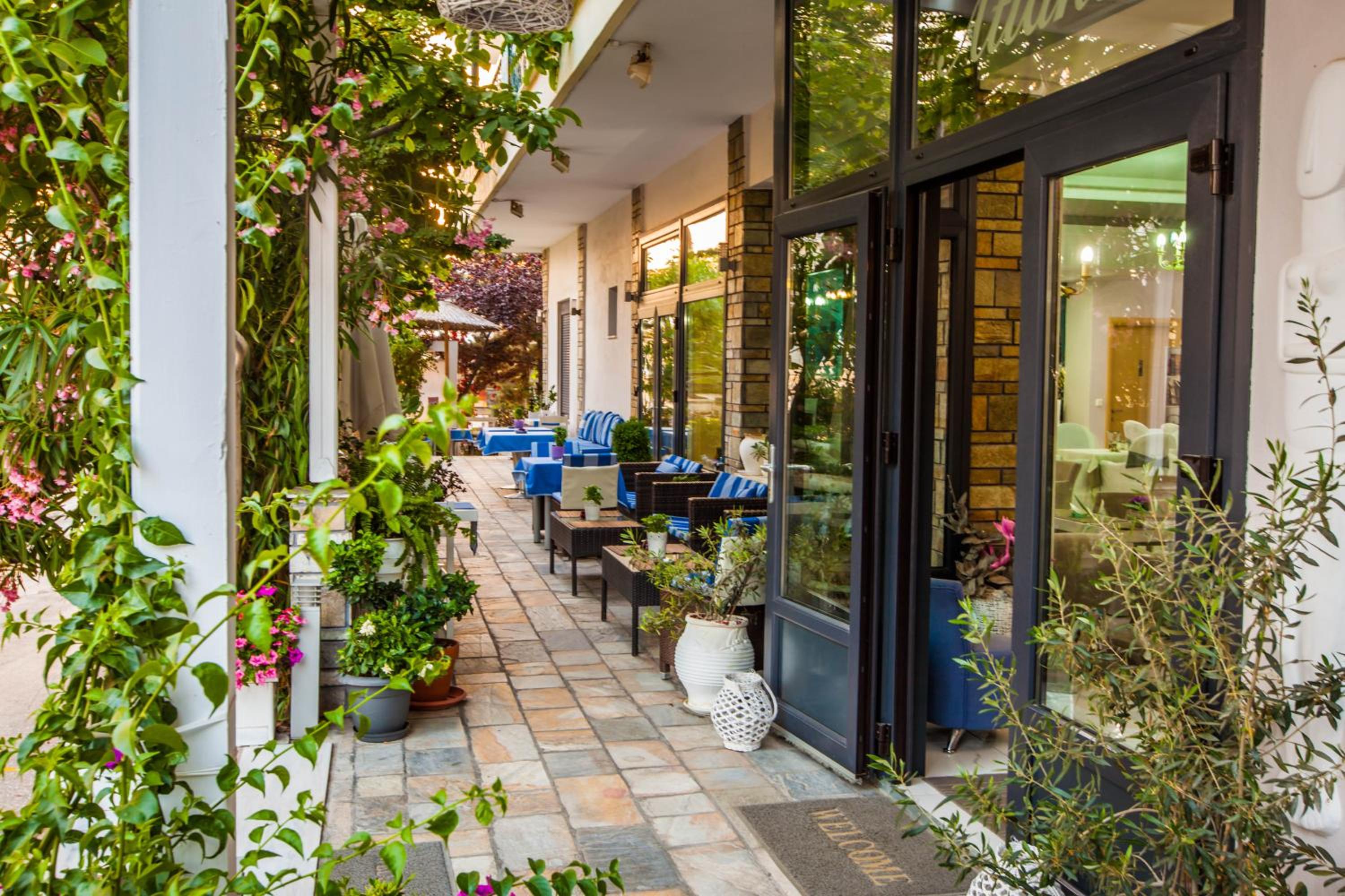 restaurant