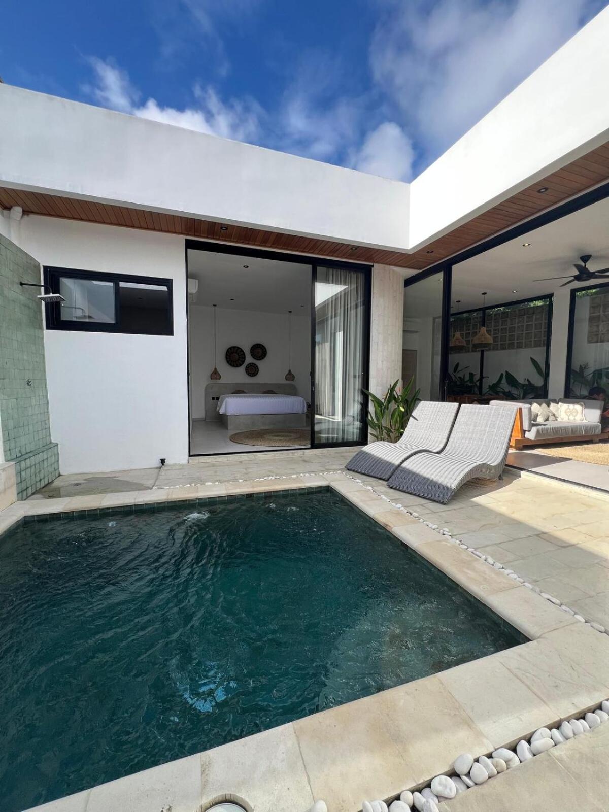Mintaka Villas III