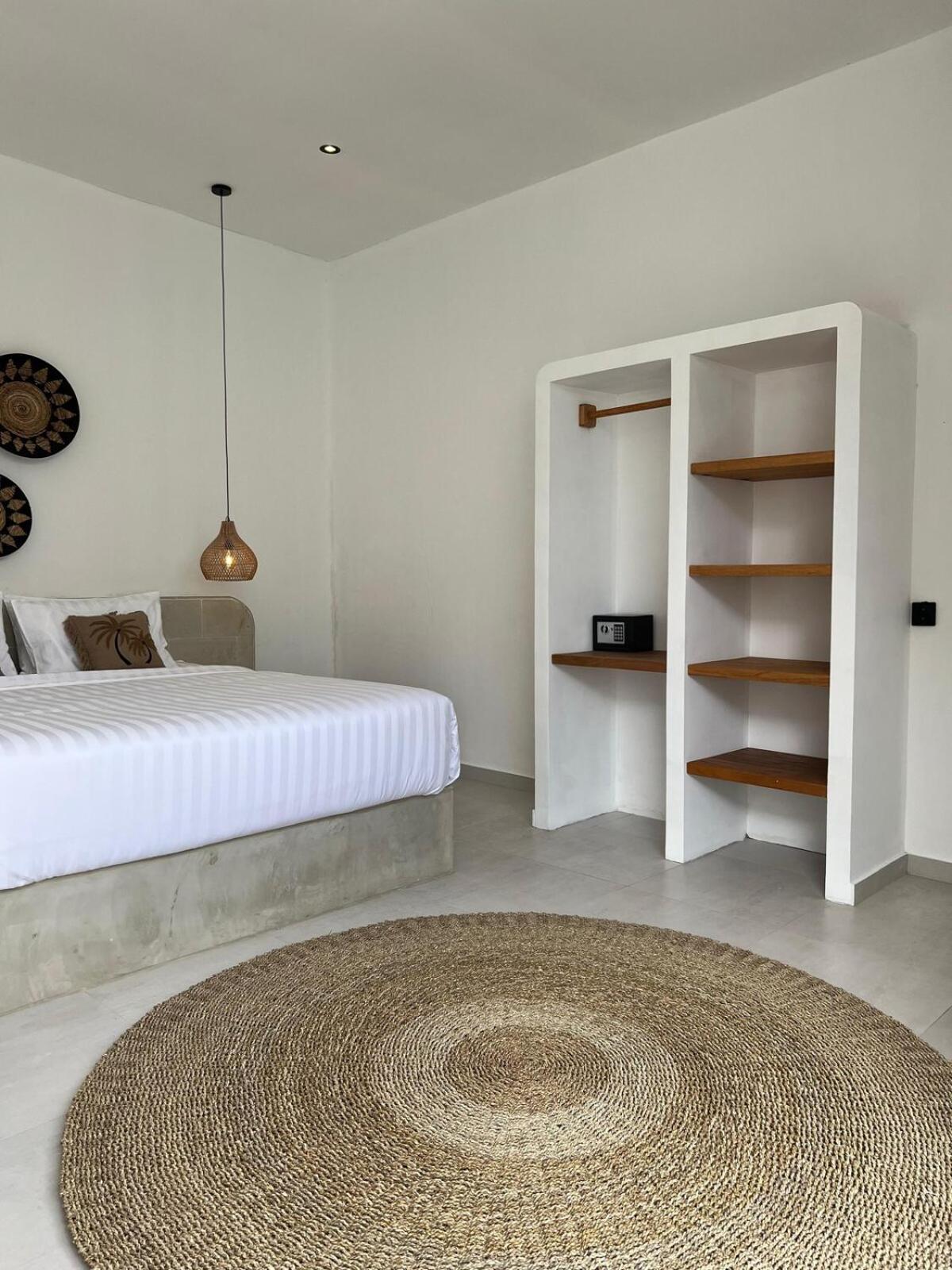 Mintaka Villas III