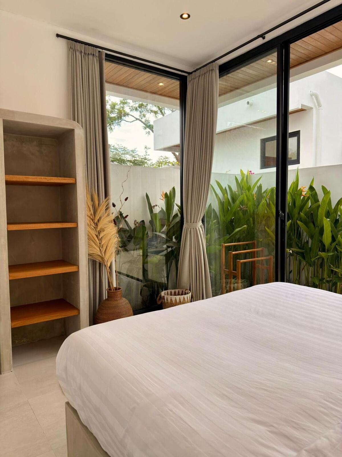 Mintaka Villas III