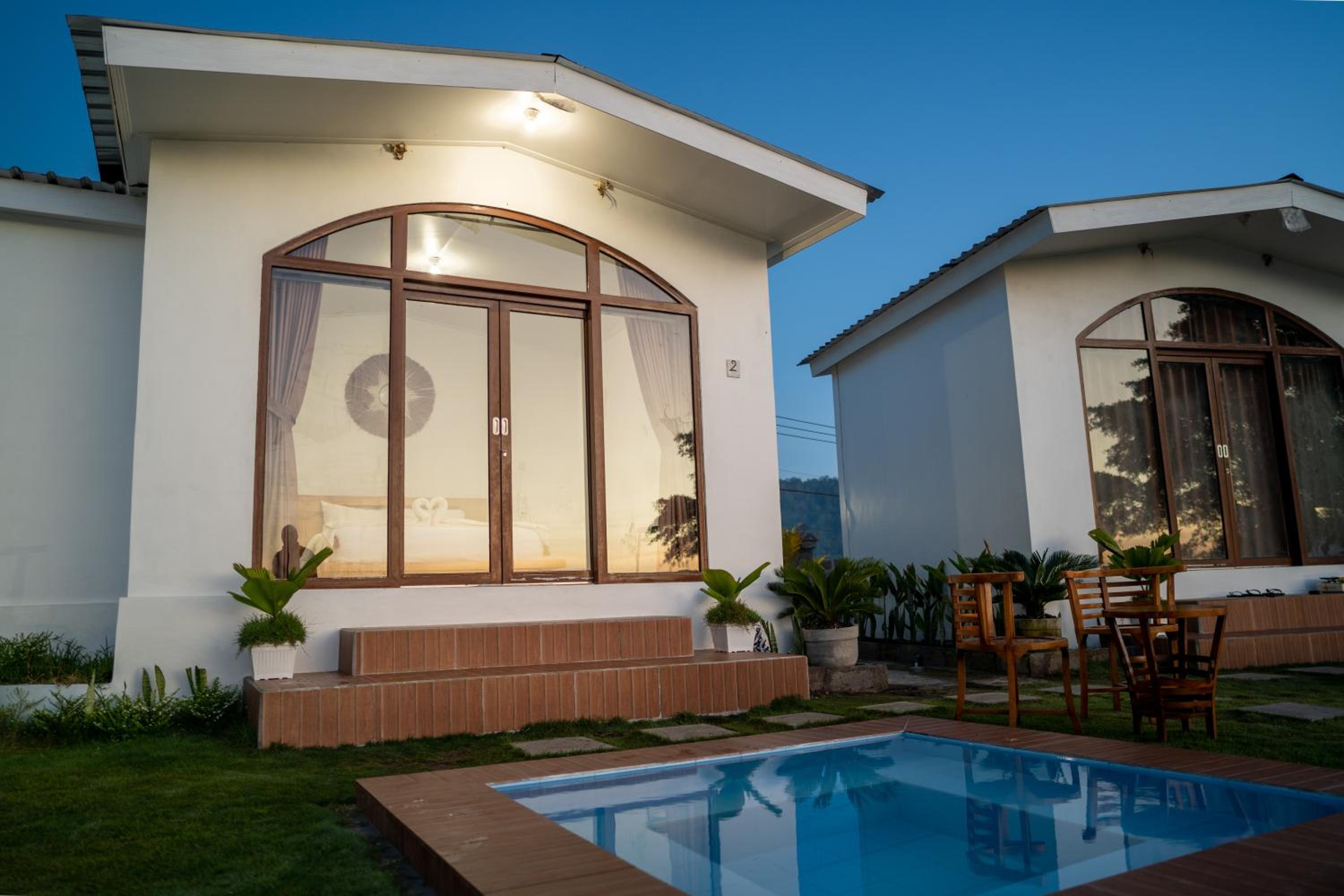 pohon cinta glamping