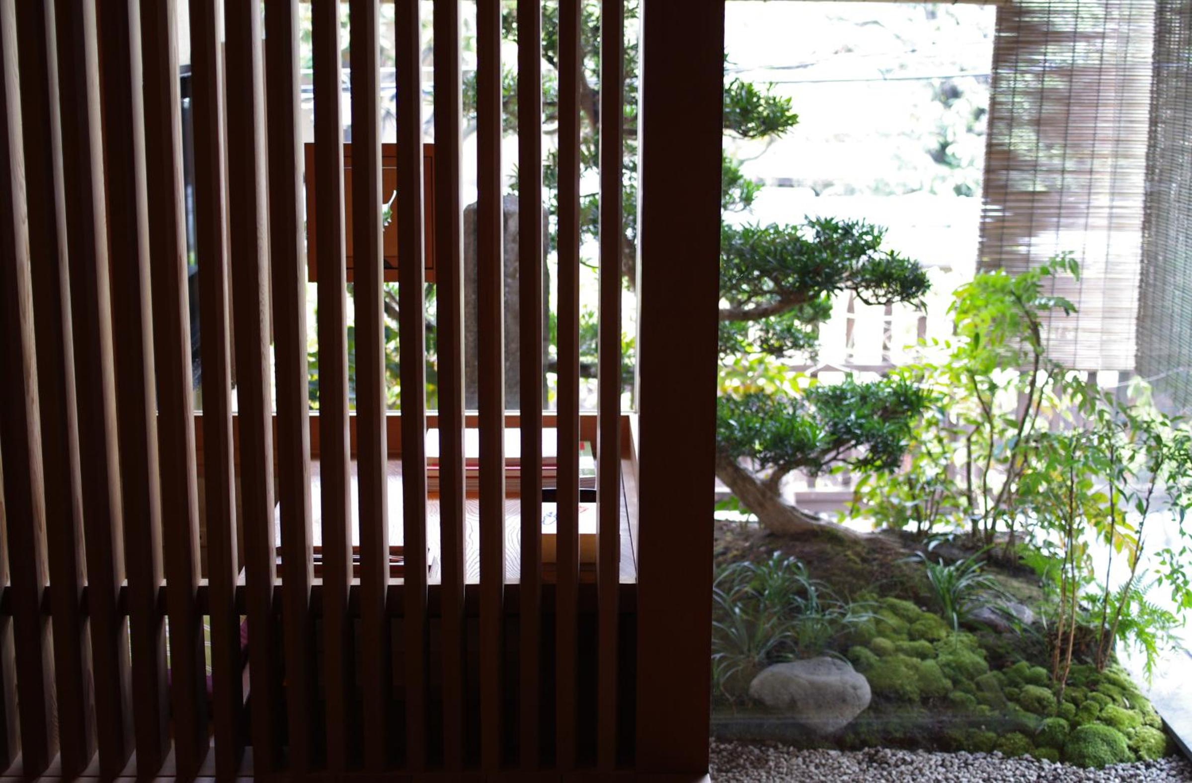 Hiiragiya