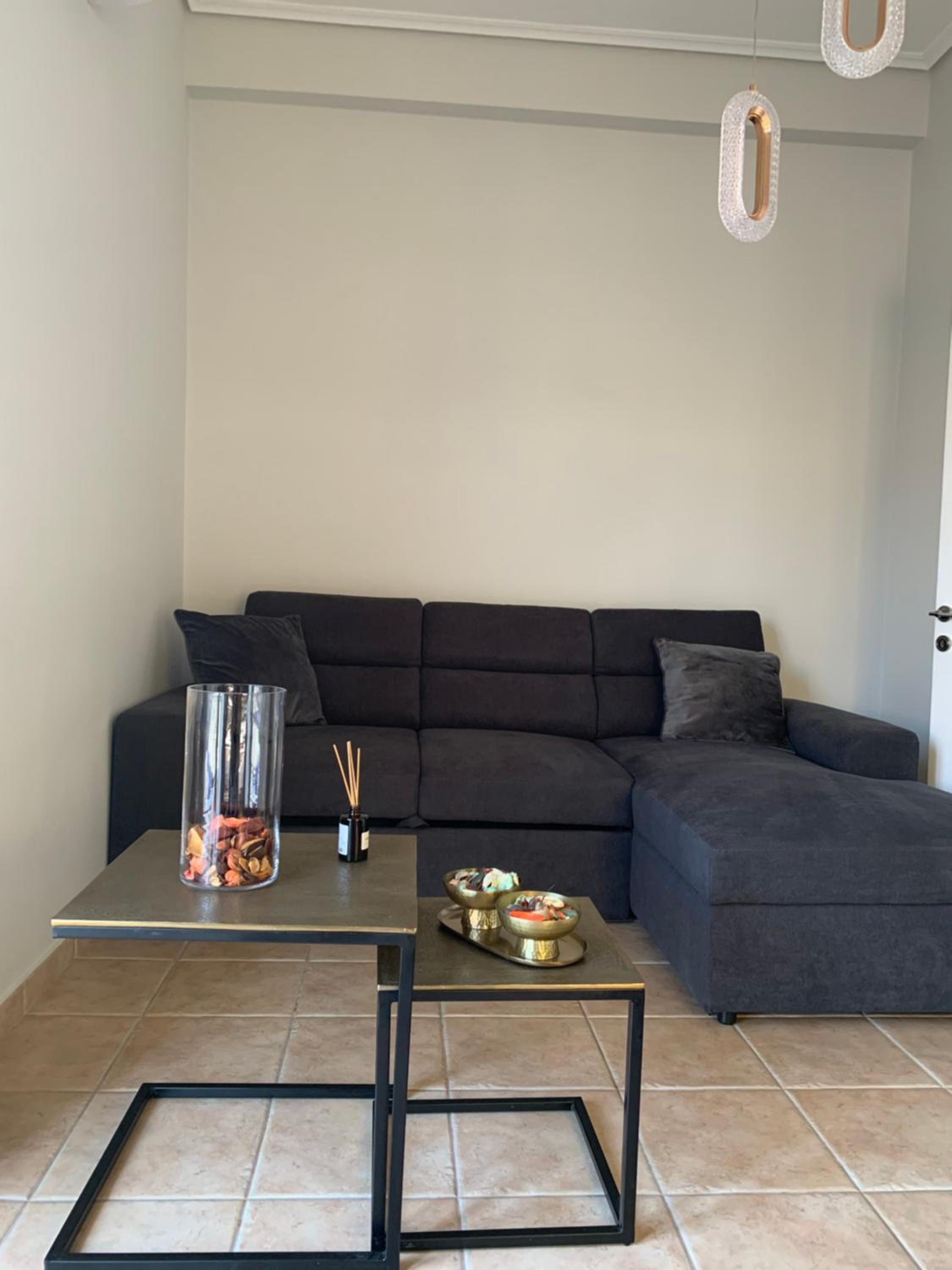 Sea View Apartments, 60m to Beach, Balcony, Parking