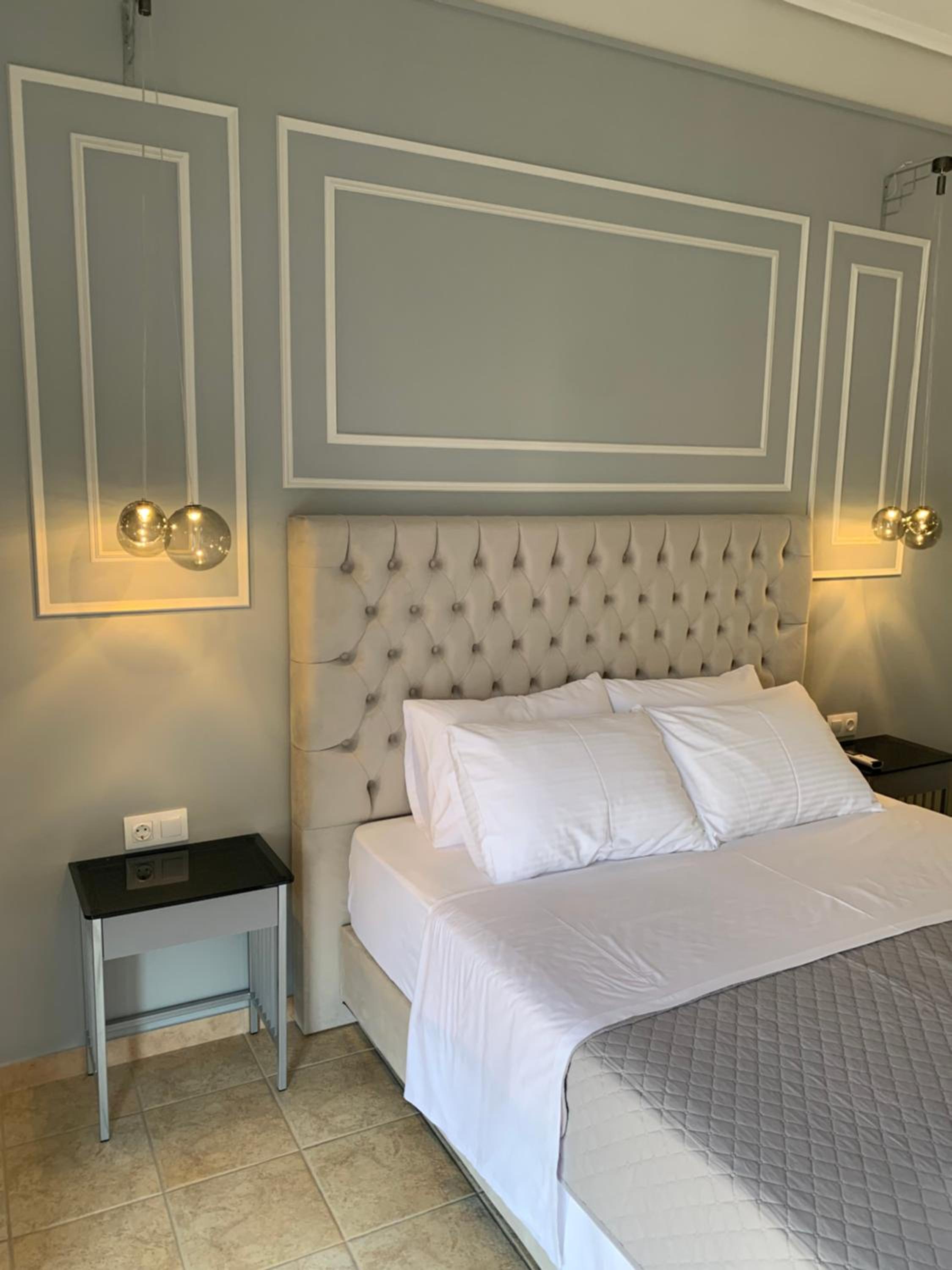Sea View Apartments, 60m to Beach, Balcony, Parking
