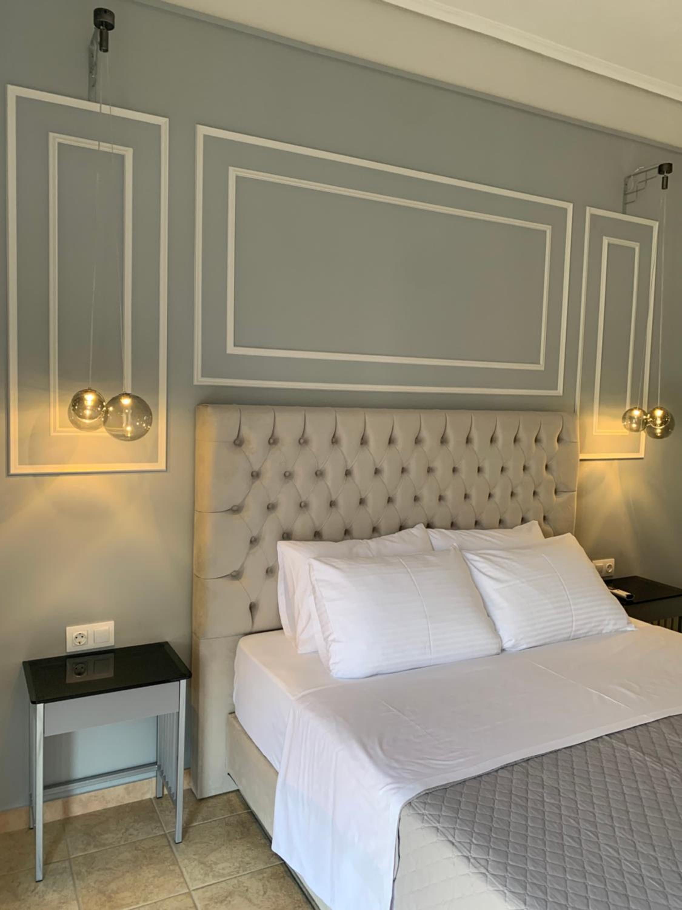 Sea View Apartments, 60m to Beach, Balcony, Parking