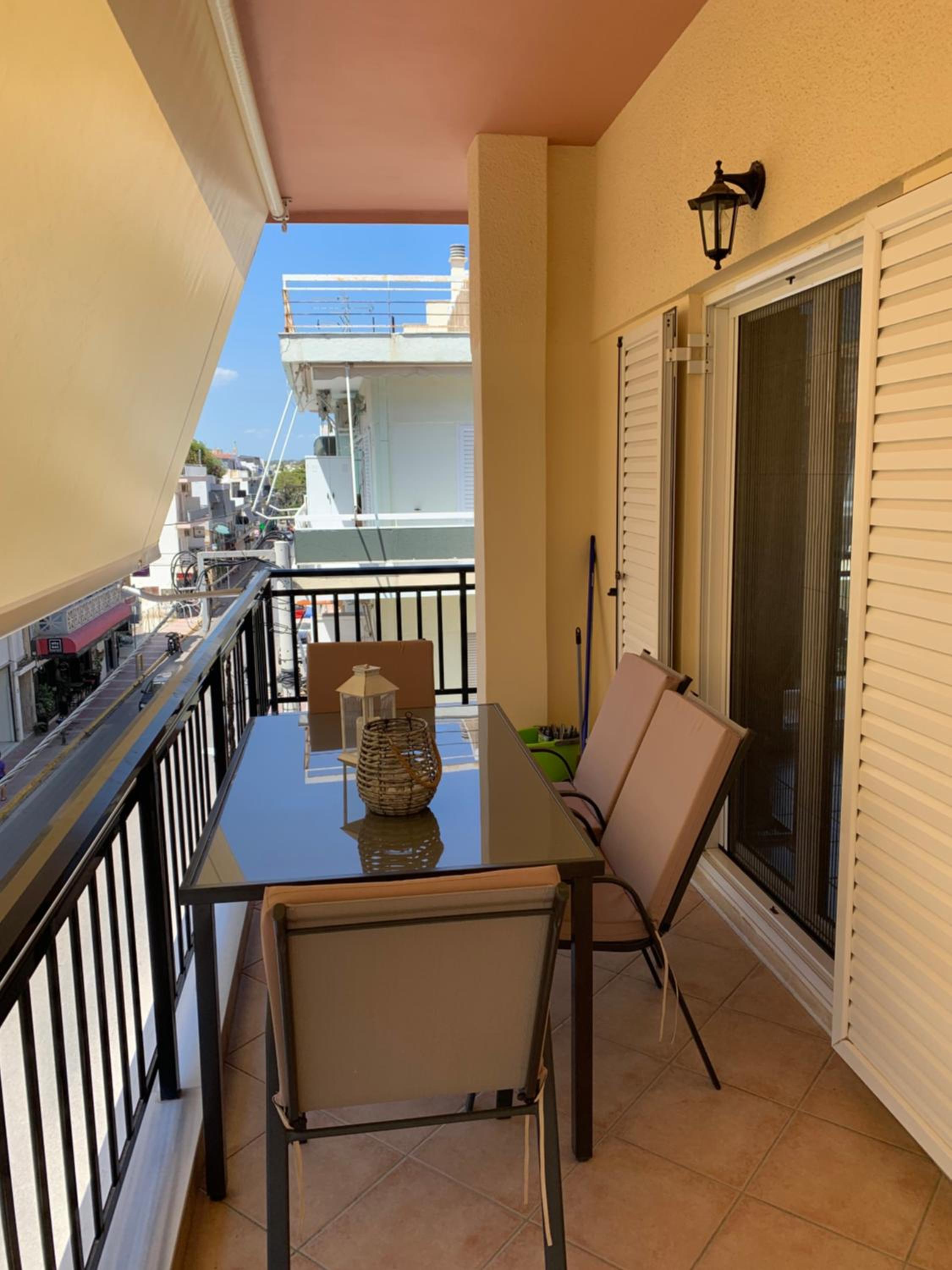 Sea View Apartments, 60m to Beach, Balcony, Parking