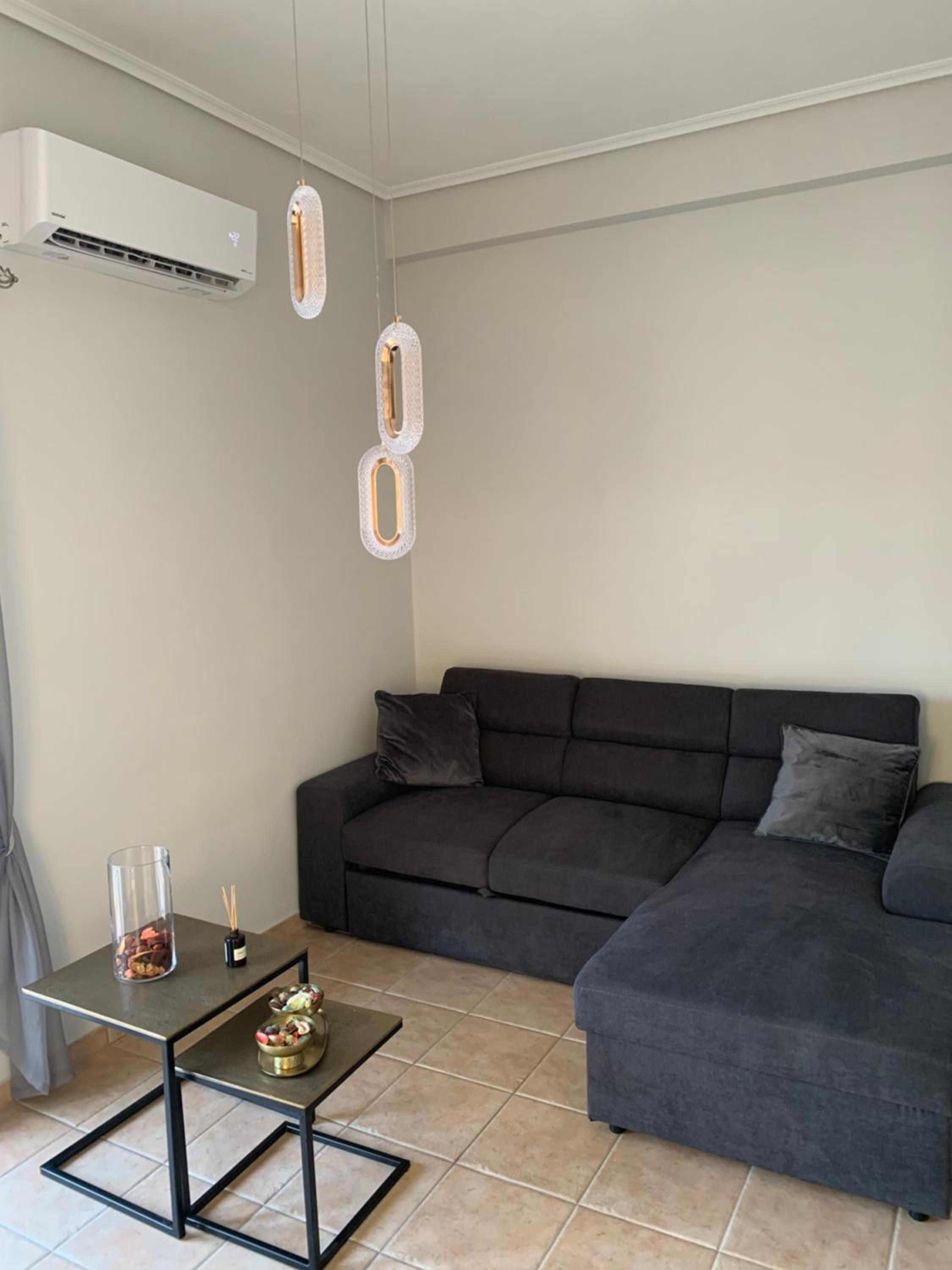 Sea View Apartments, 60m to Beach, Balcony, Parking