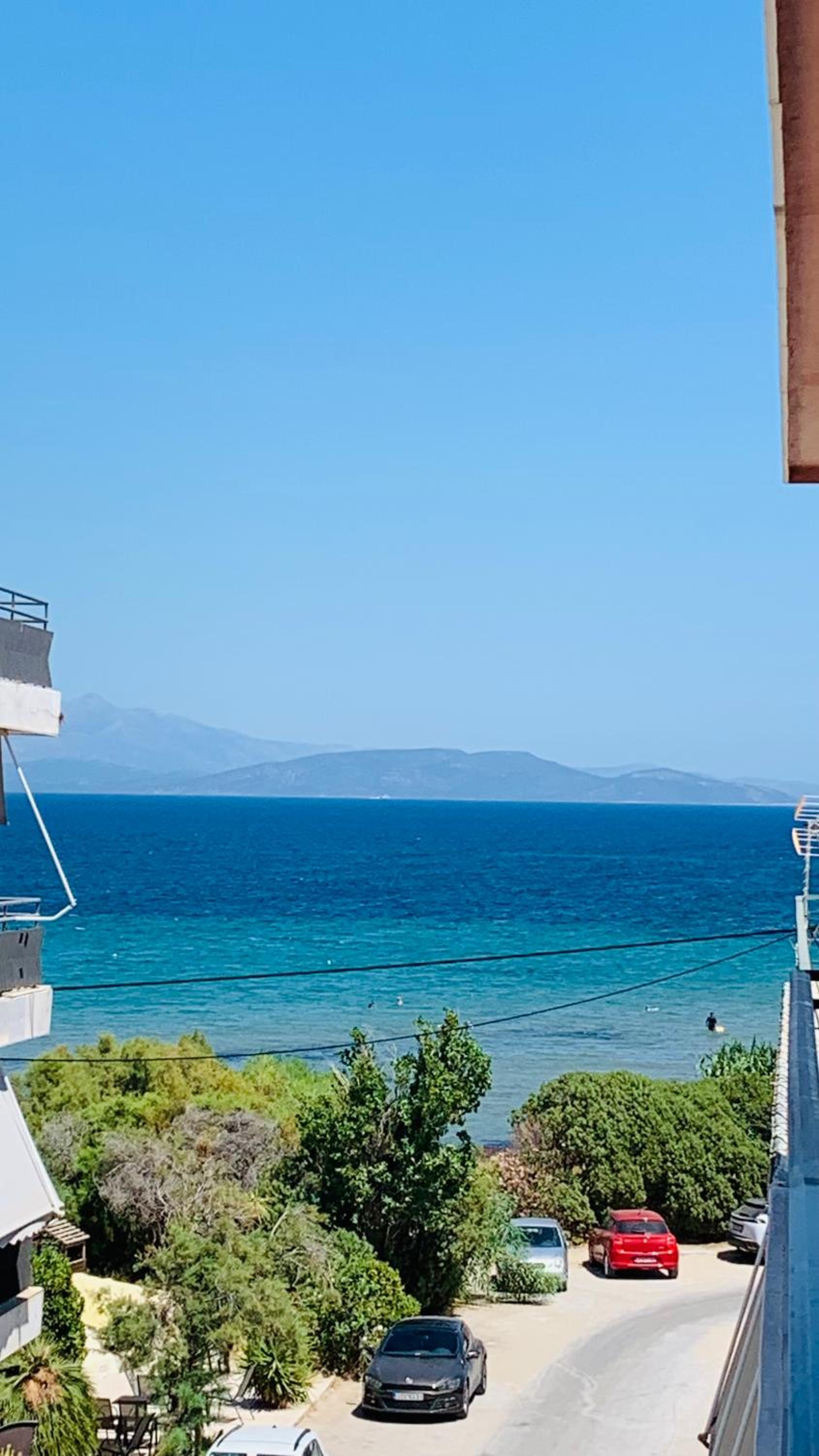 Sea View Apartments, 60m to Beach, Balcony, Parking