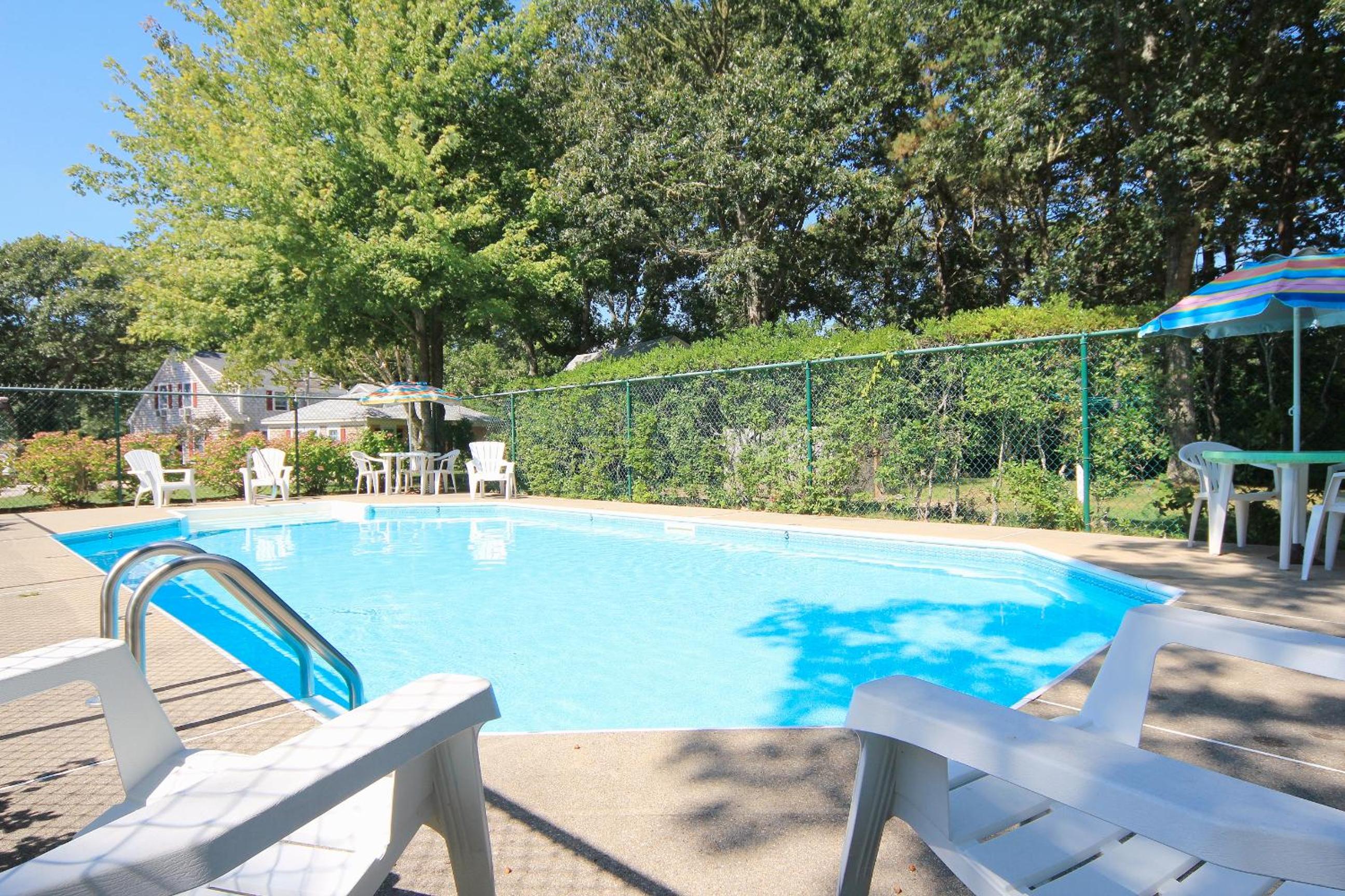 The Tern Inn Bed & Breakfast and Cottages