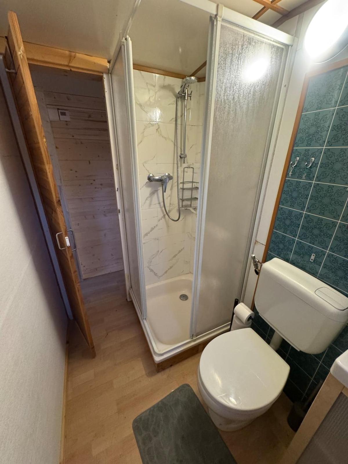 Juralodgespa Détente avec jacuzzi et vue