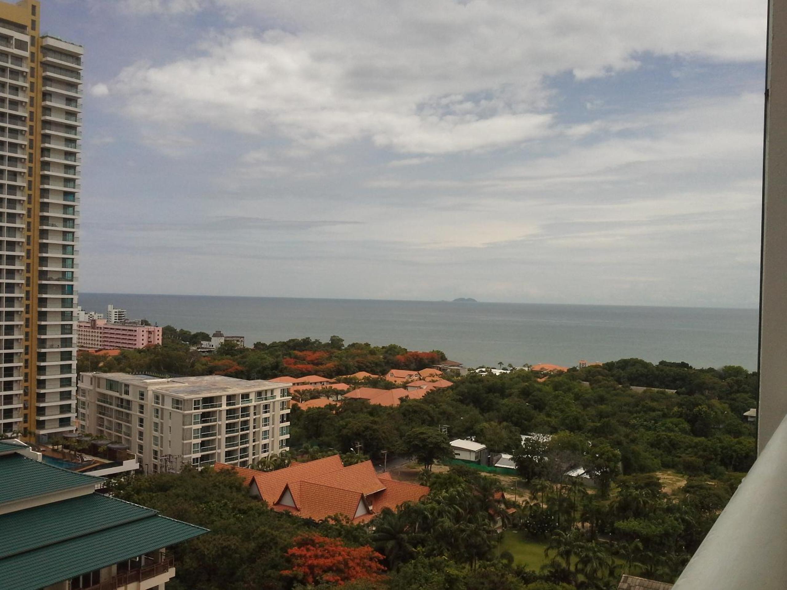 Cosy Beach View Apartments