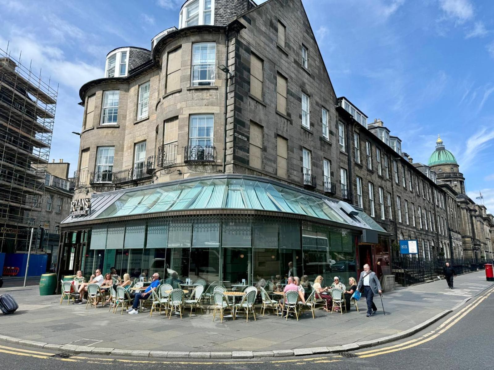 Central Edinburgh Prime Luxury 3 bed