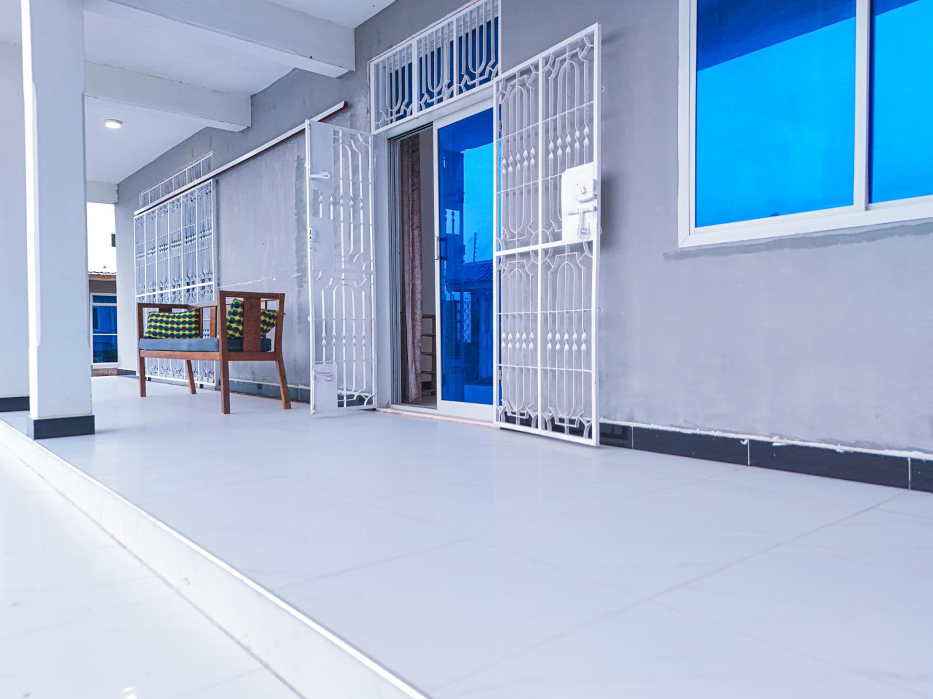 Beachfront 2BR Apartment in Uroa, Zanzibar - Sea Views & Direct Beach Access