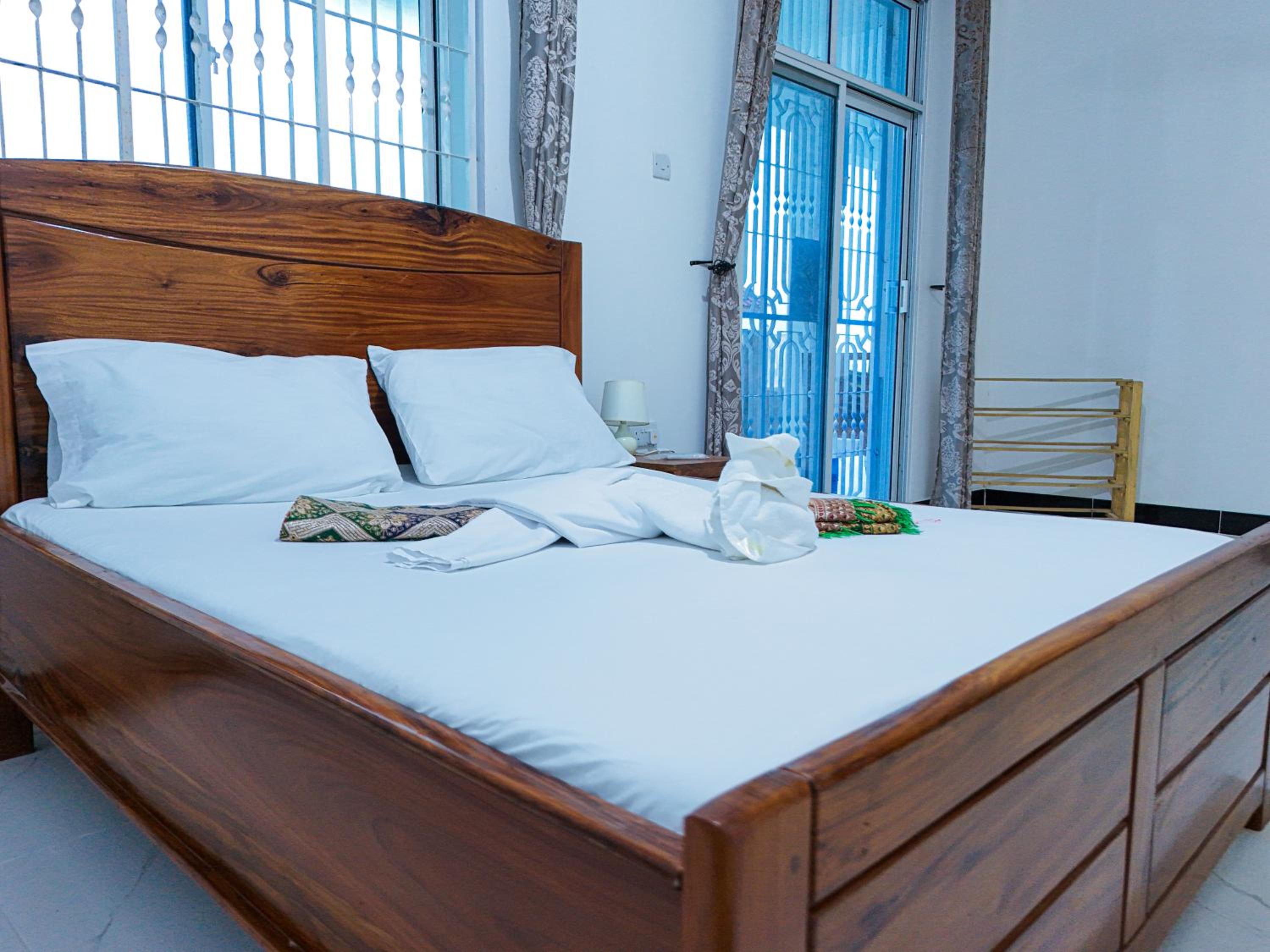 Beachfront 2BR Apartment in Uroa, Zanzibar - Sea Views & Direct Beach Access
