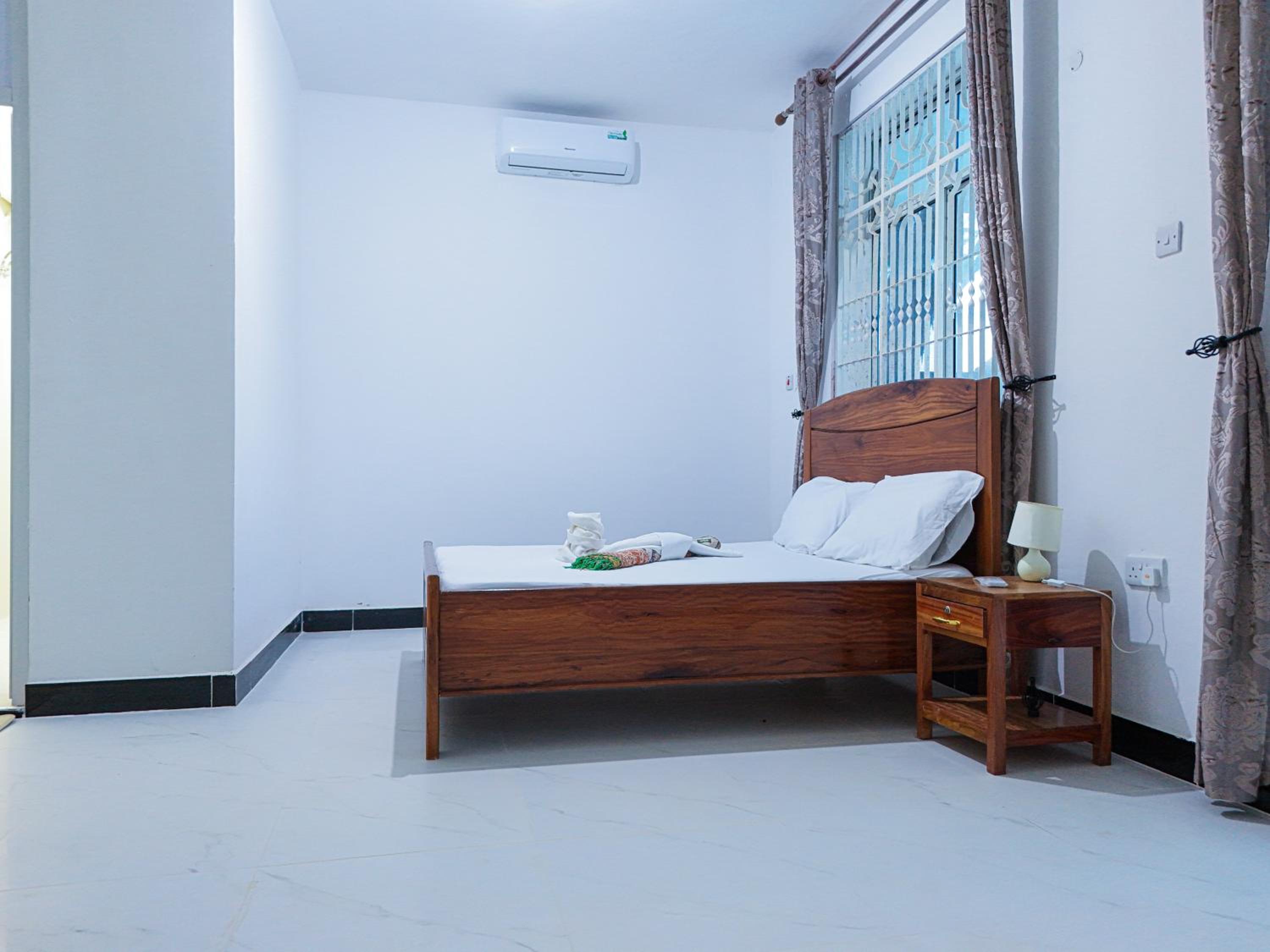 Beachfront 2BR Apartment in Uroa, Zanzibar - Sea Views & Direct Beach Access