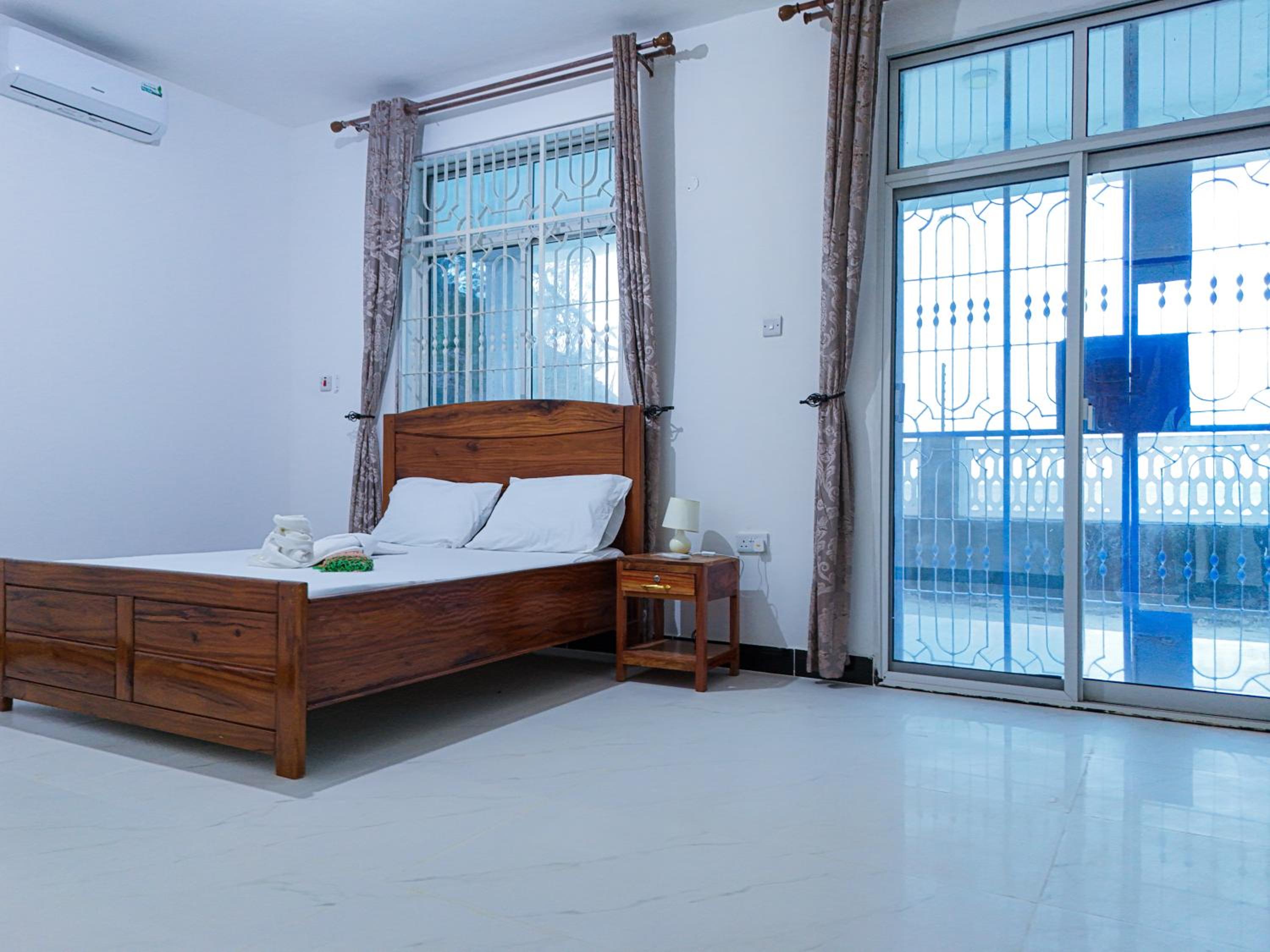 Beachfront 2BR Apartment in Uroa, Zanzibar - Sea Views & Direct Beach Access
