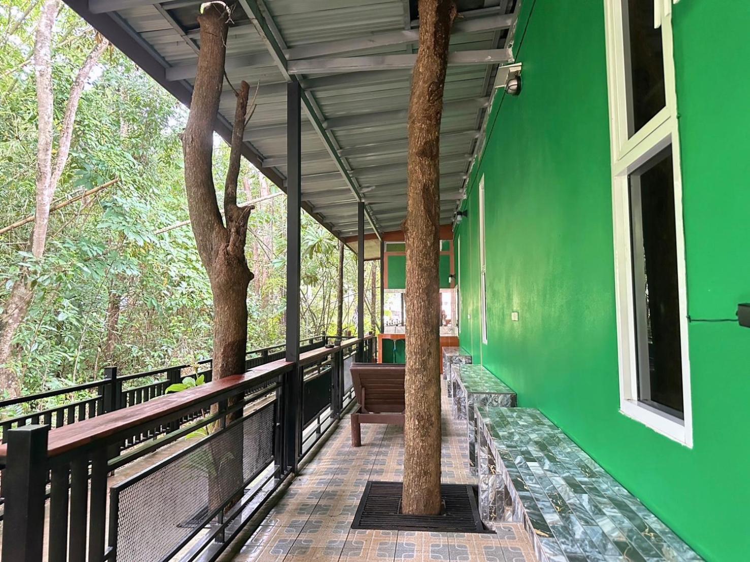 Khaosok Jungle Hostel Branch 2