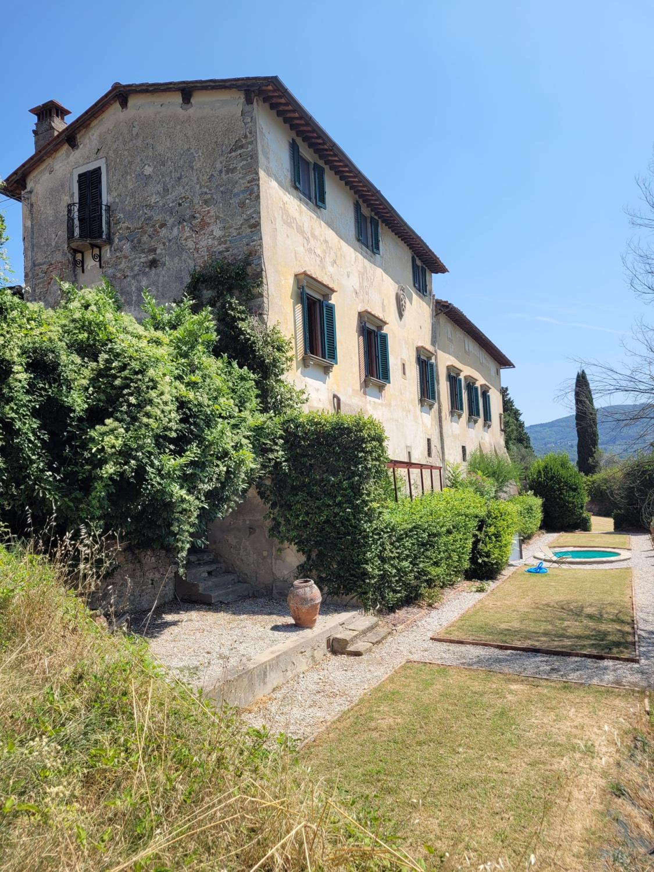Medici Villa with Gardens 7 min from Florence