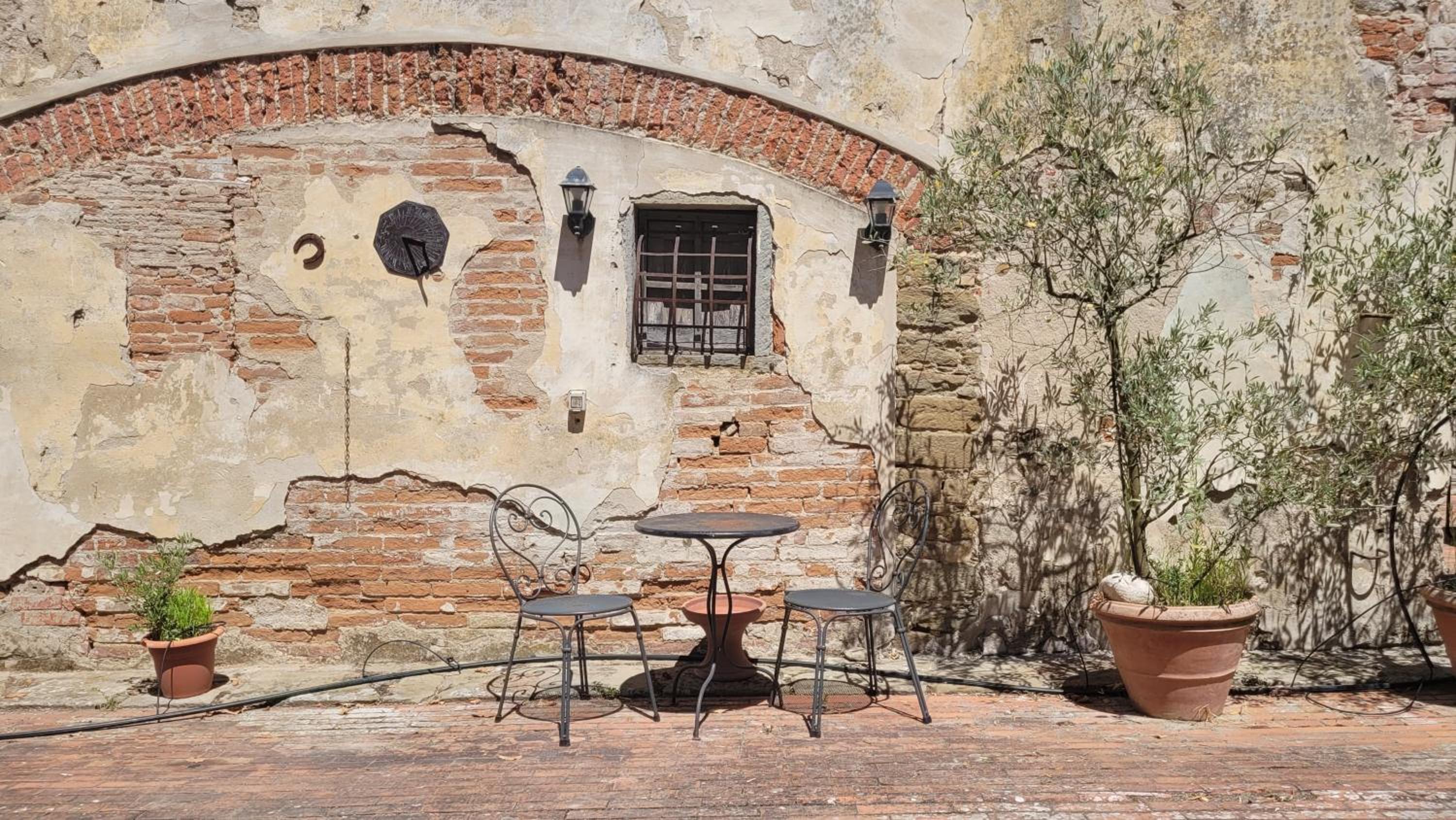 Medici Villa with Gardens 7 min from Florence