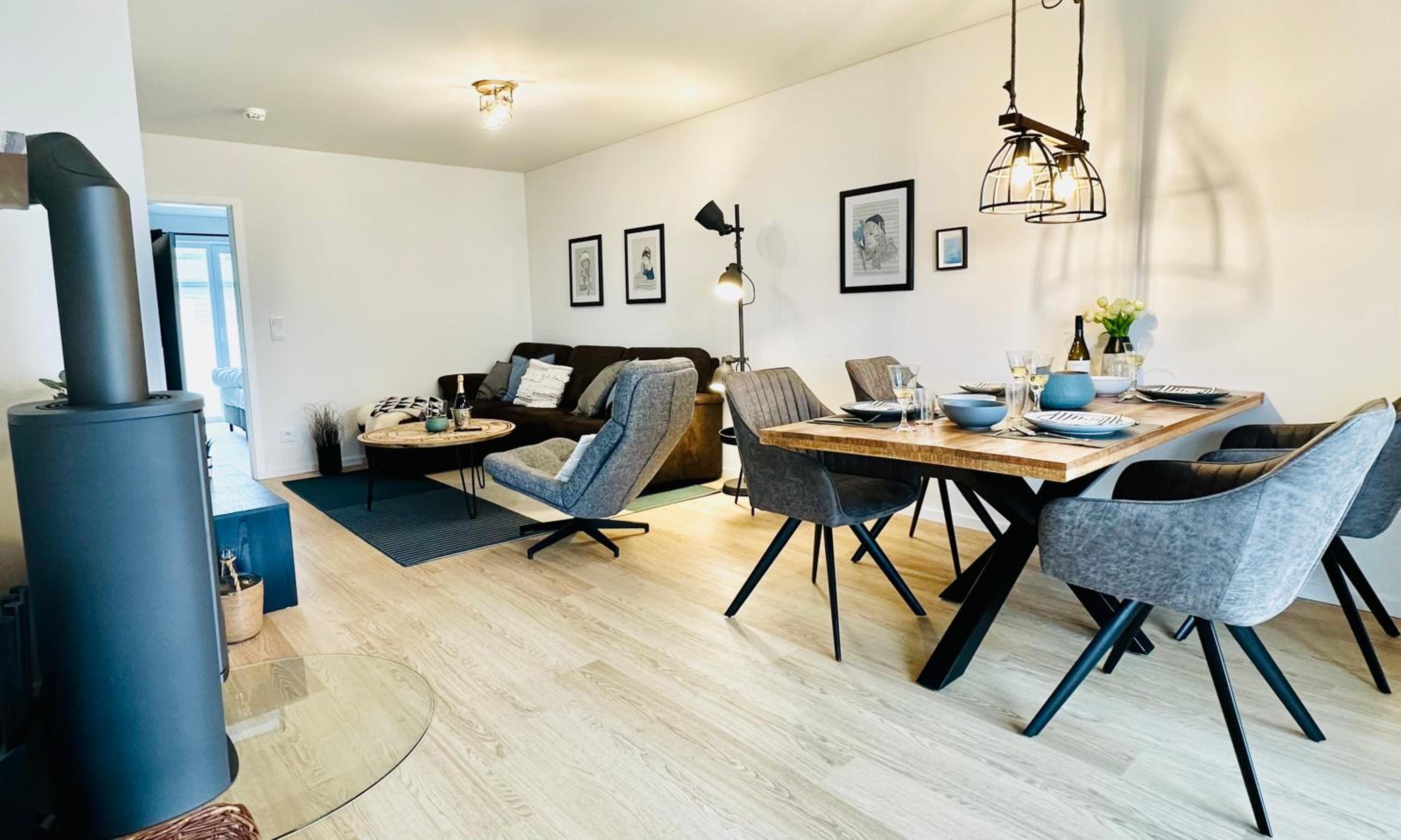 Nordlicht, Olpenitz - moderne Ferienwohnung in direkter Strandnähe mit eigenem Eingang, Sauna, Kaminofen, Terrasse und Parkplatz
