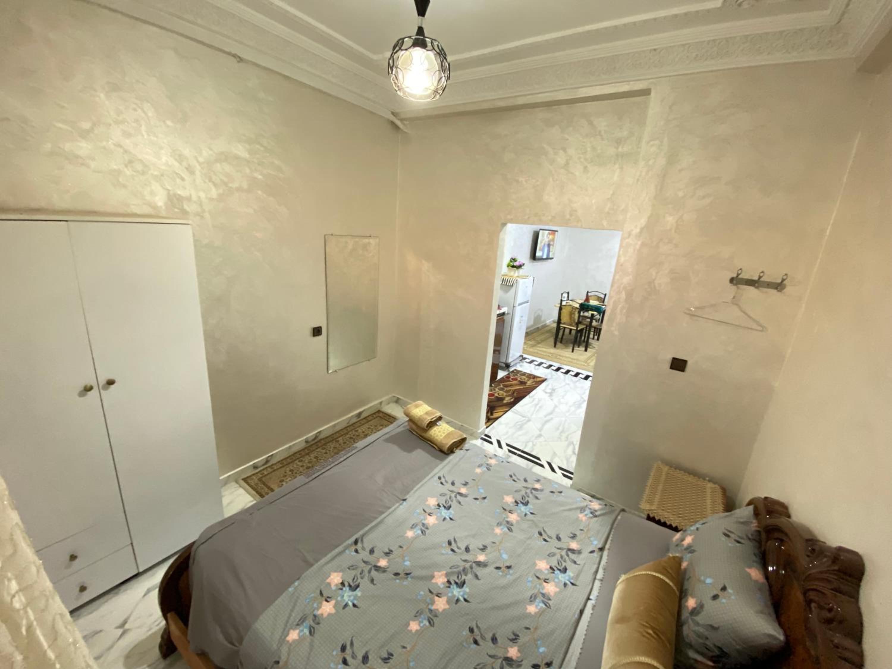 Cosy, Calm Apartment - Wi-Fi, AC & NETFLIX