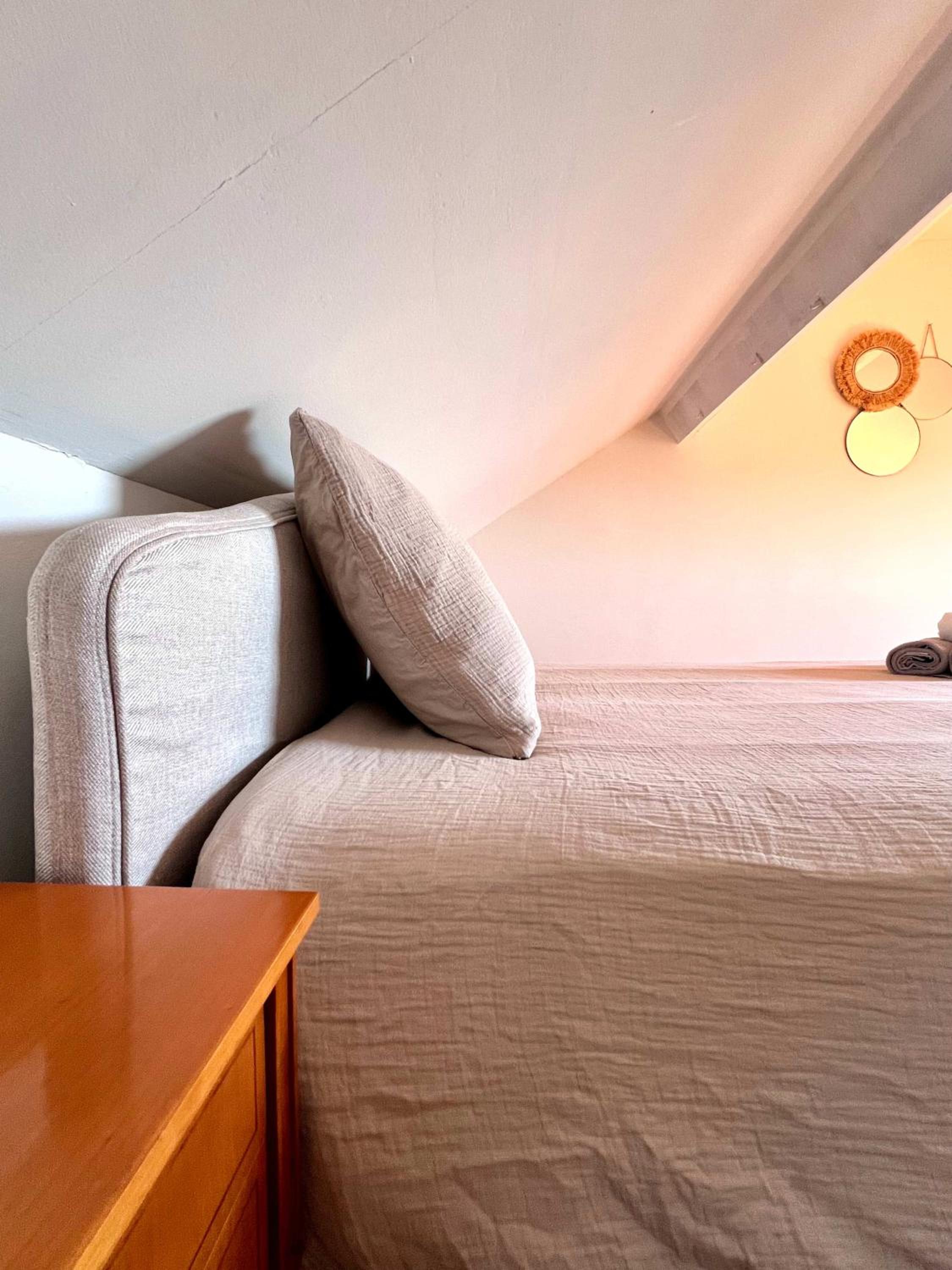 Cosy haven in Aalst with terrace a green haven