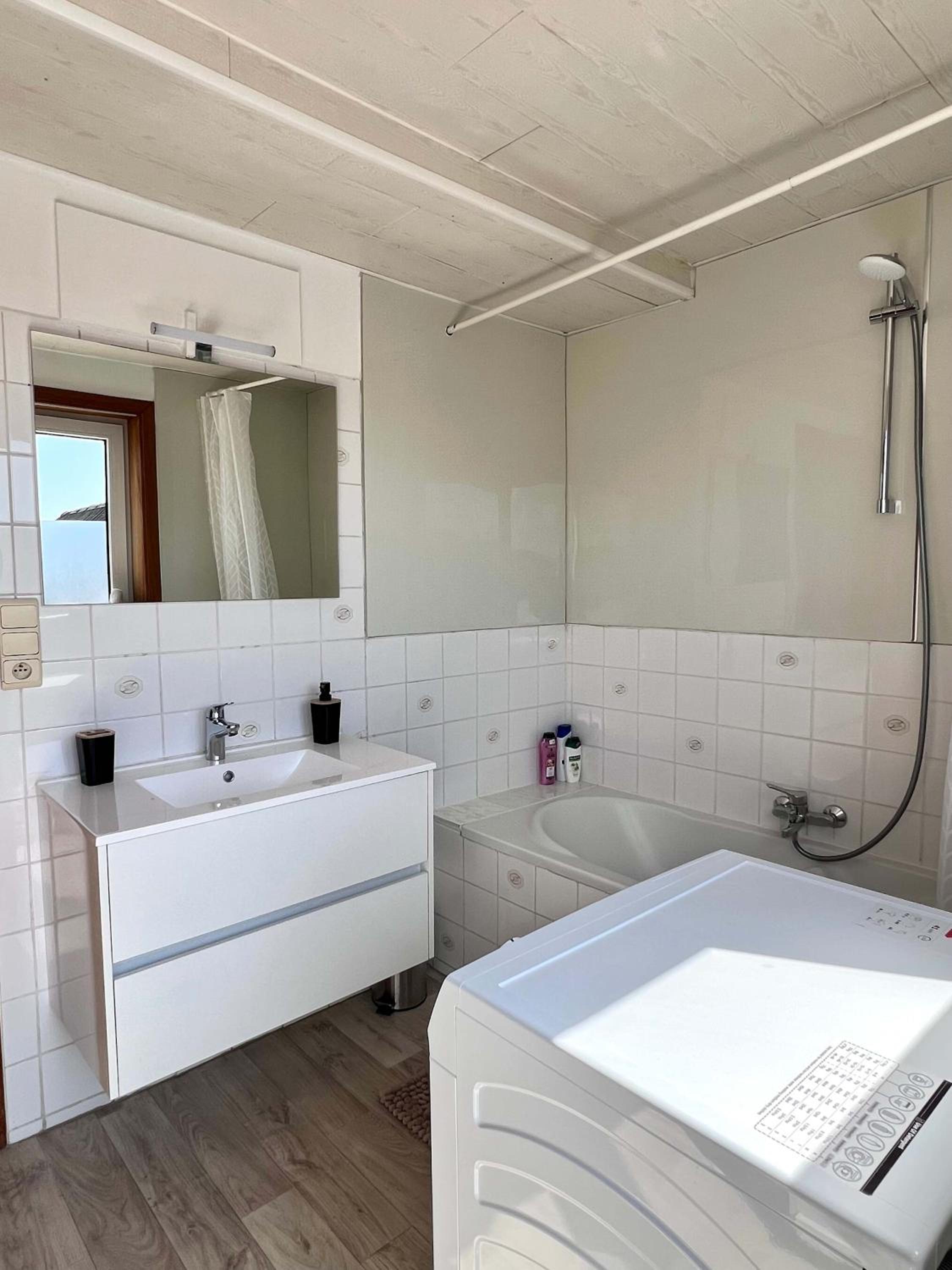 Cosy haven in Aalst with terrace a green haven