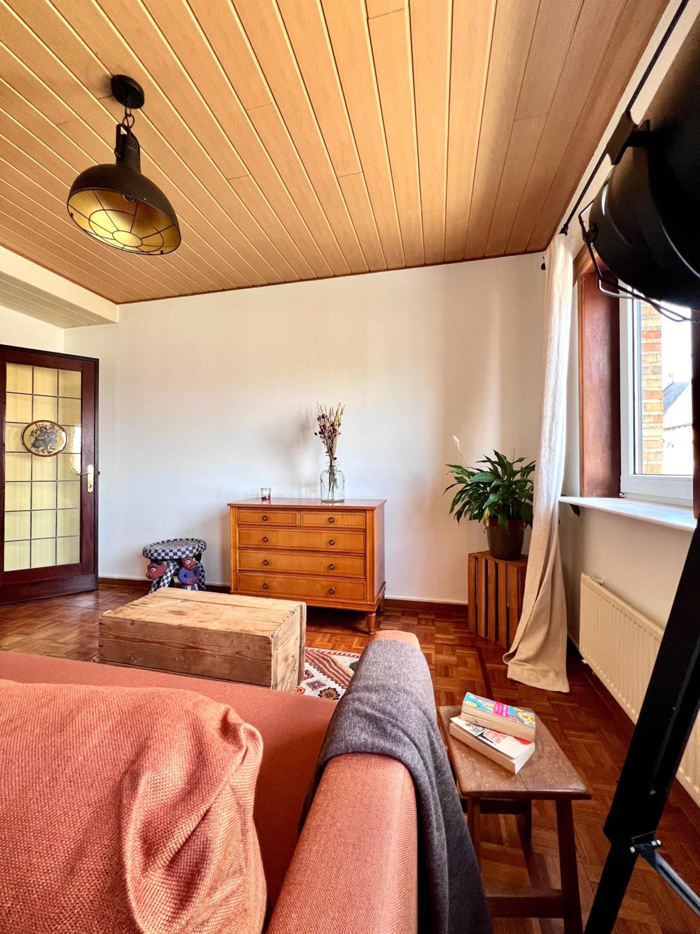 Cosy haven in Aalst with terrace a green haven