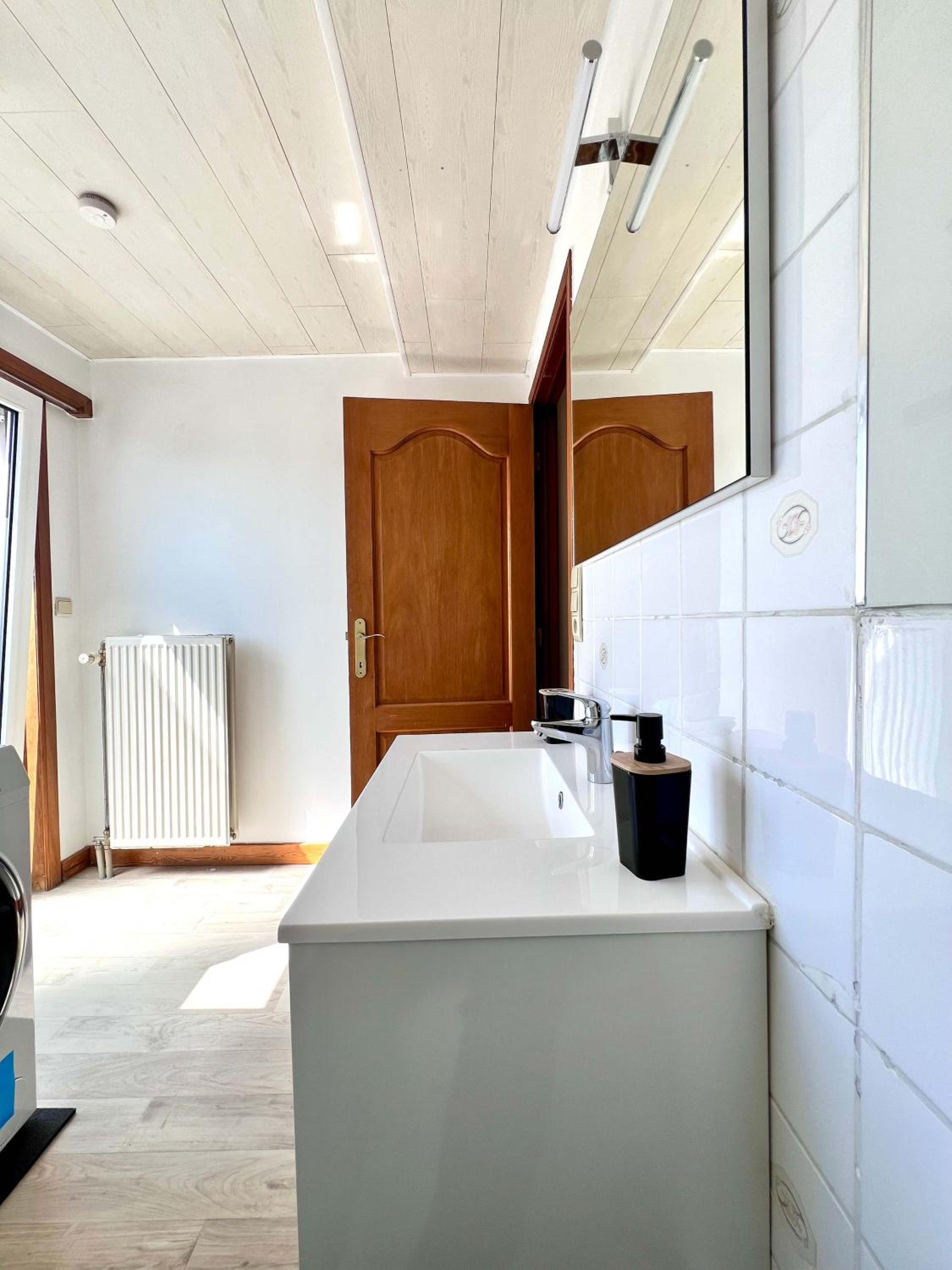 Cosy haven in Aalst with terrace a green haven