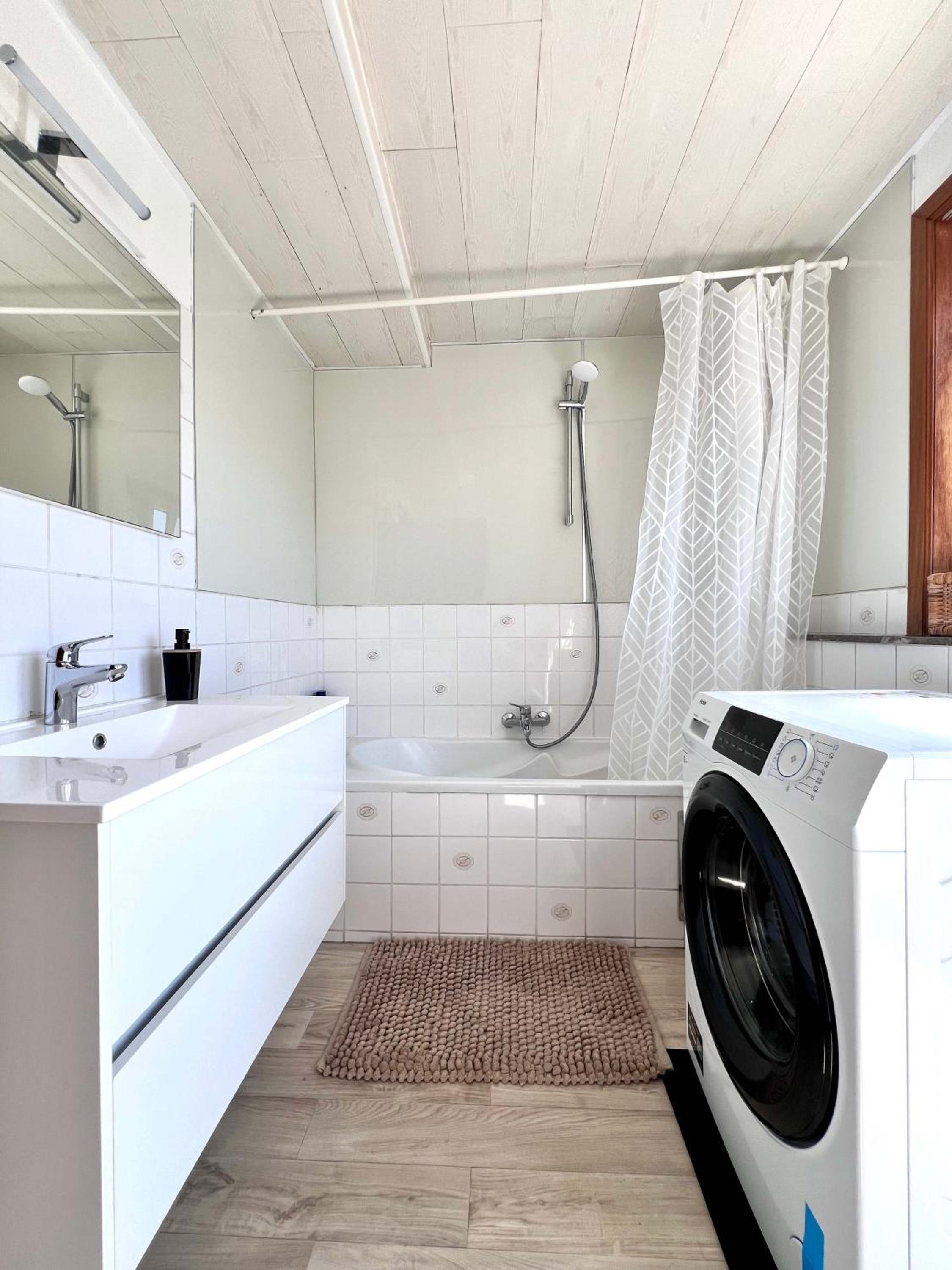 Cosy haven in Aalst with terrace a green haven