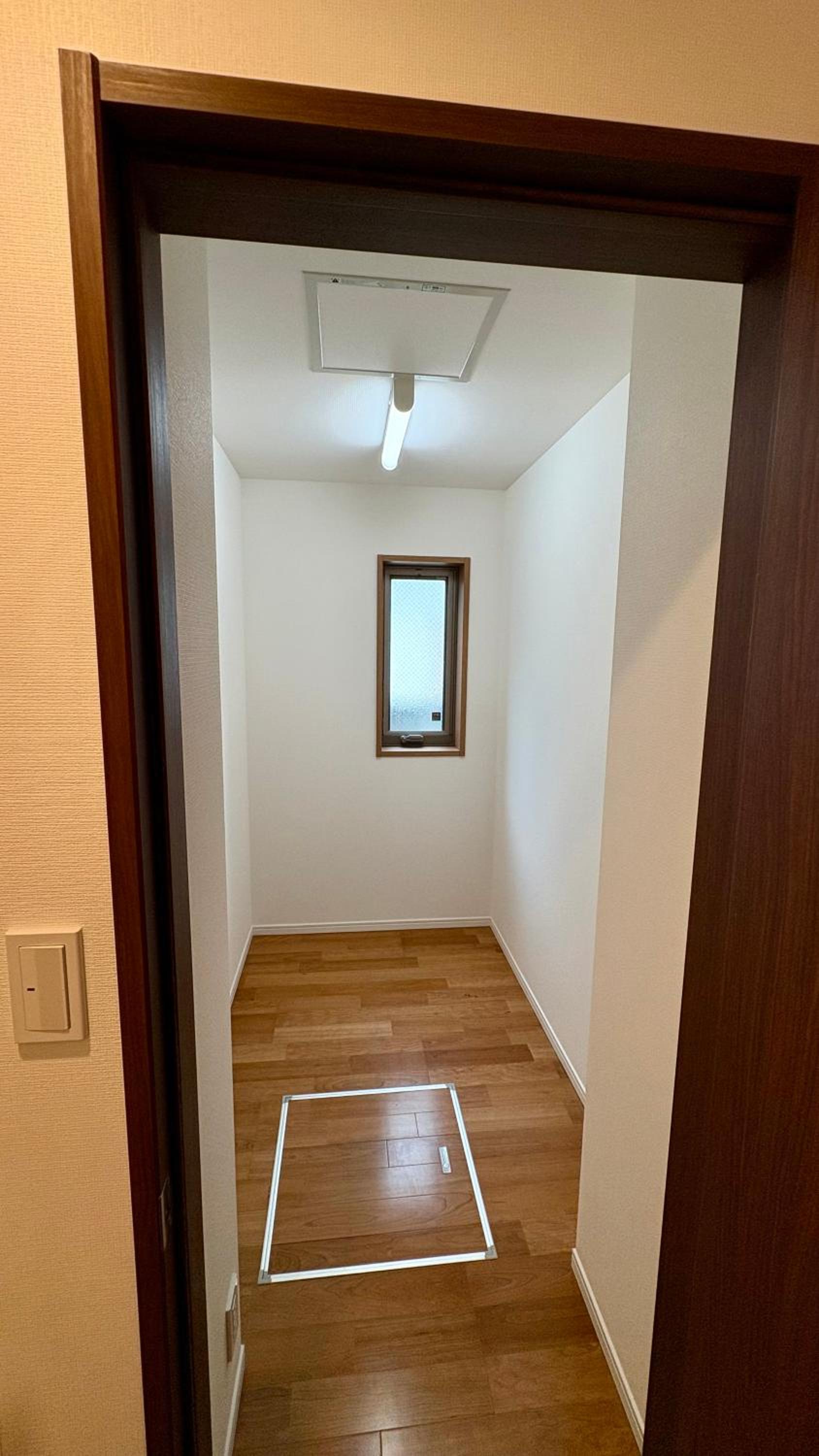 Private stay, fully equipped 45 square meter, Easy access to Disneyland & Airports