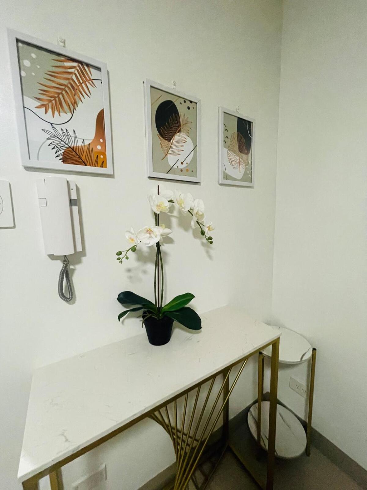 Shore 2 Residences Moa Pasay
